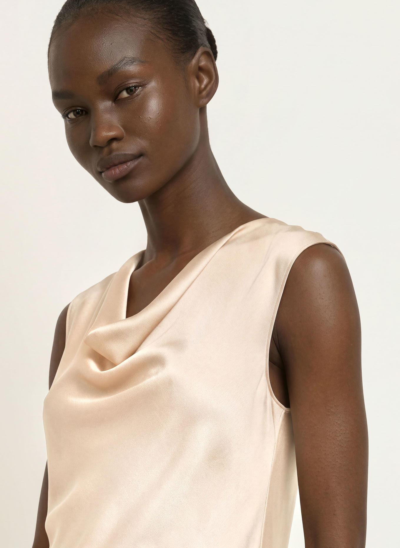 REISS Zijden top CATE: BEIGE
