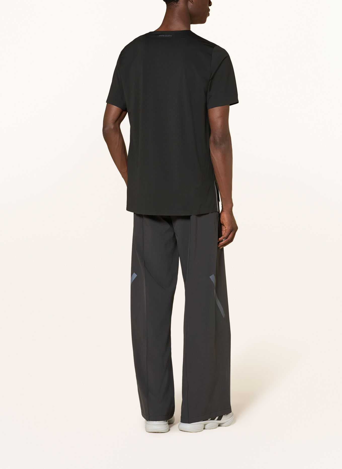 adidas Trainingsshirt ADIDAS X ENTIRE STUDIOS: ZWART