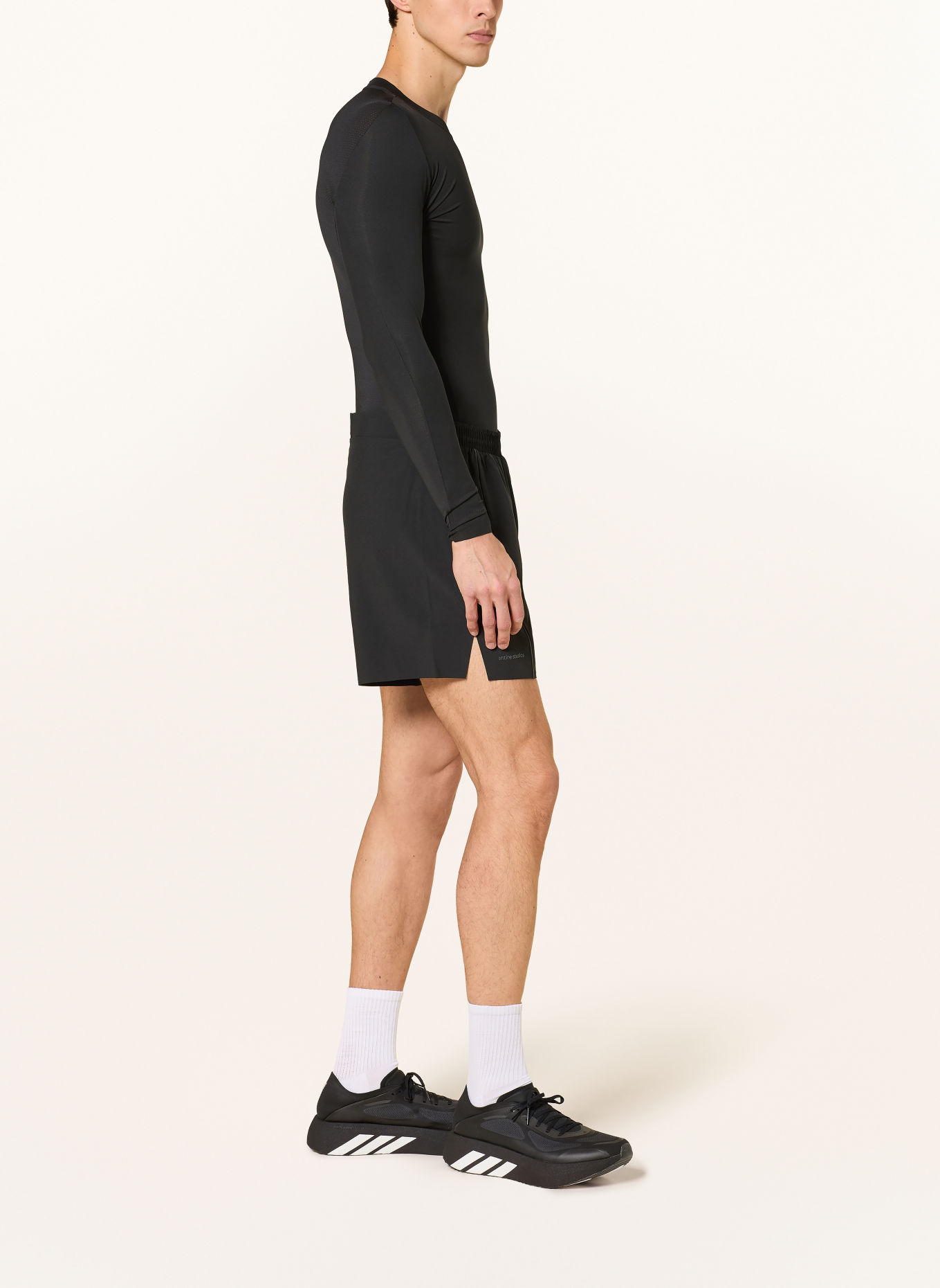 adidas 2-in-1 trainingsshort ADIDAS X ENTIRE STUDIOS D4T: ZWART