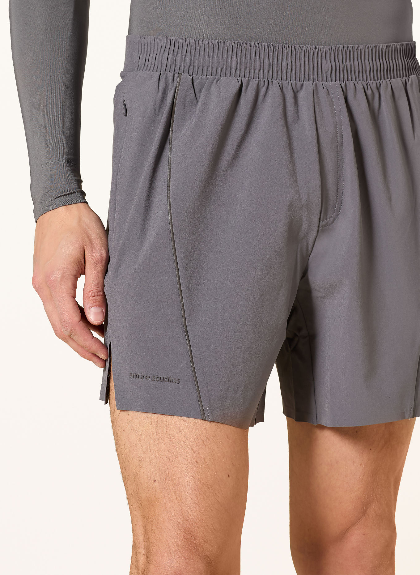 adidas 2-in-1 trainingsshort ADIDAS X ENTIRE STUDIOS D4T: GRIJS