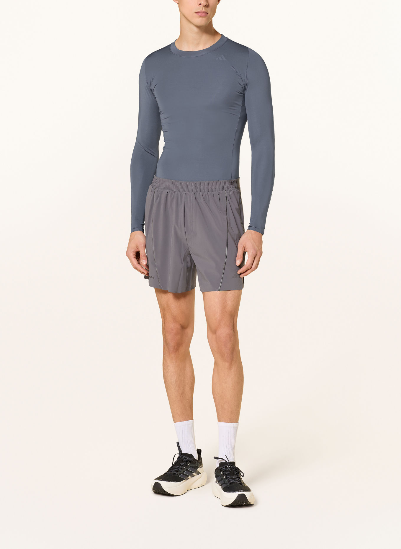 adidas Trainingsshirt ADIDAS X ENTIRE STUDIOS TECHFIT: GRIJS
