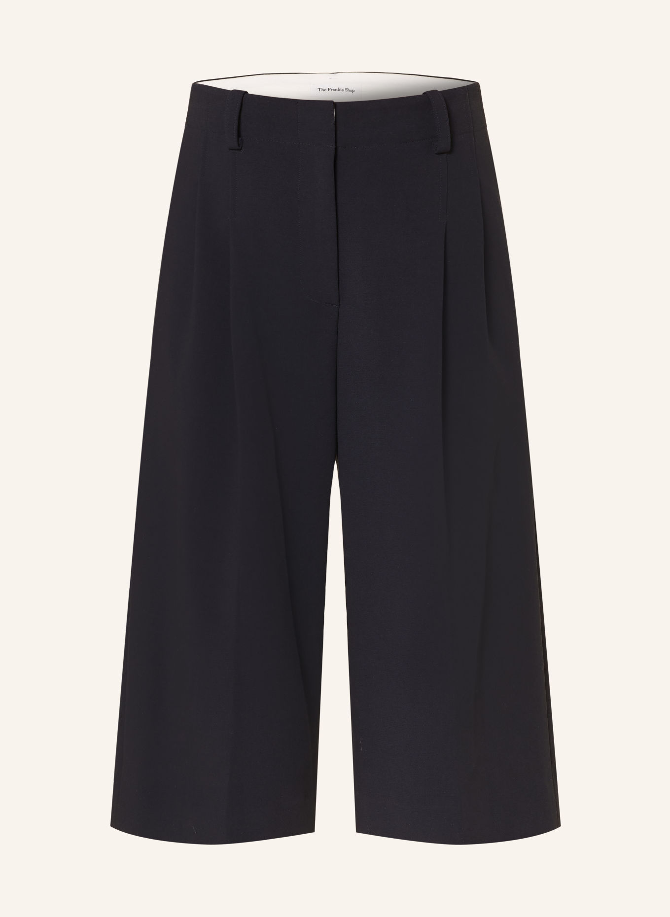 The Frankie Shop GIO Bermudas Shorts: BLACK