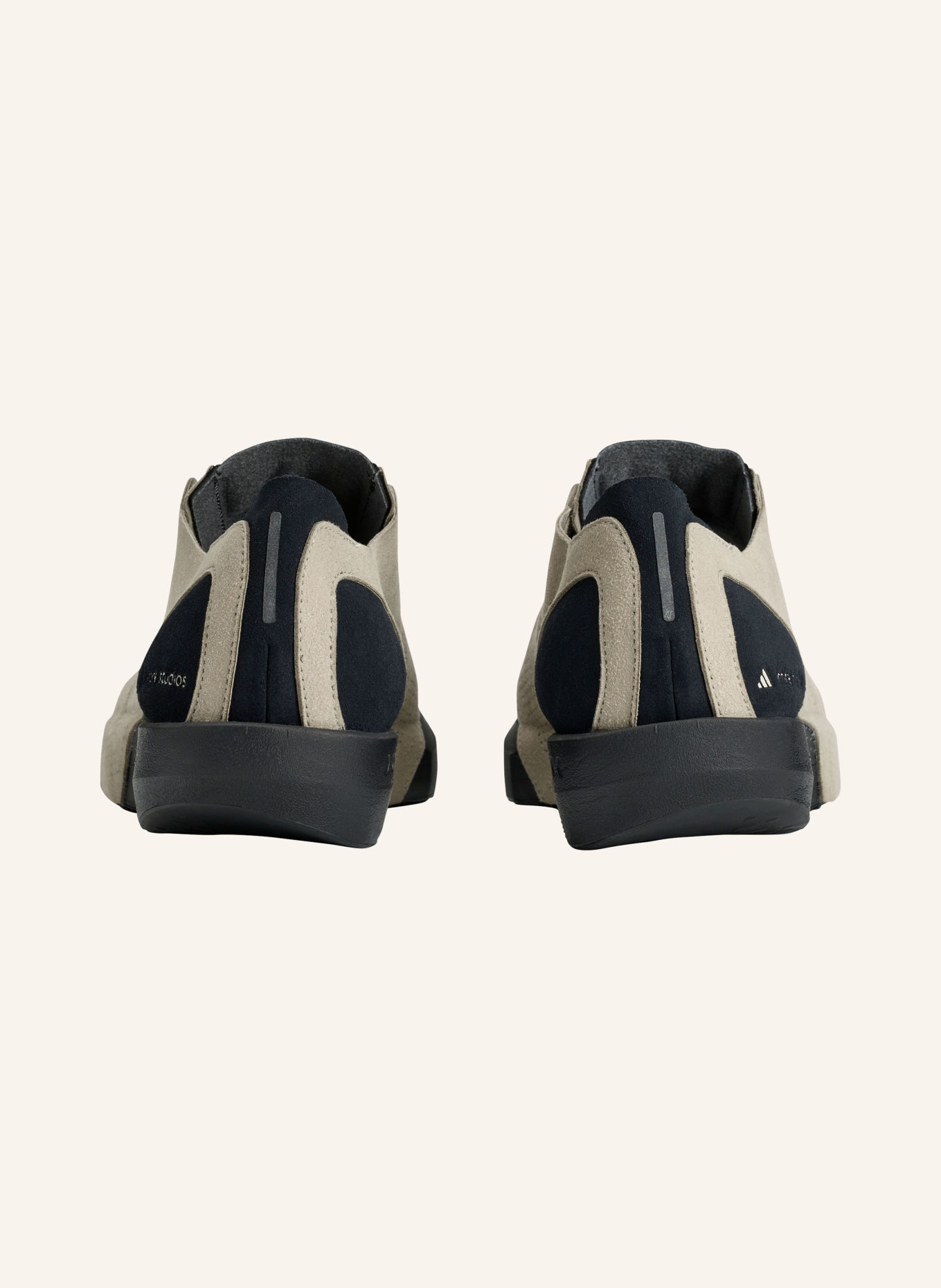 adidas Originals Sneaker ADIDAS X ENTIRE STUDIOS ADIZERO ADIOS 9: BEIGE / SCHWARZ