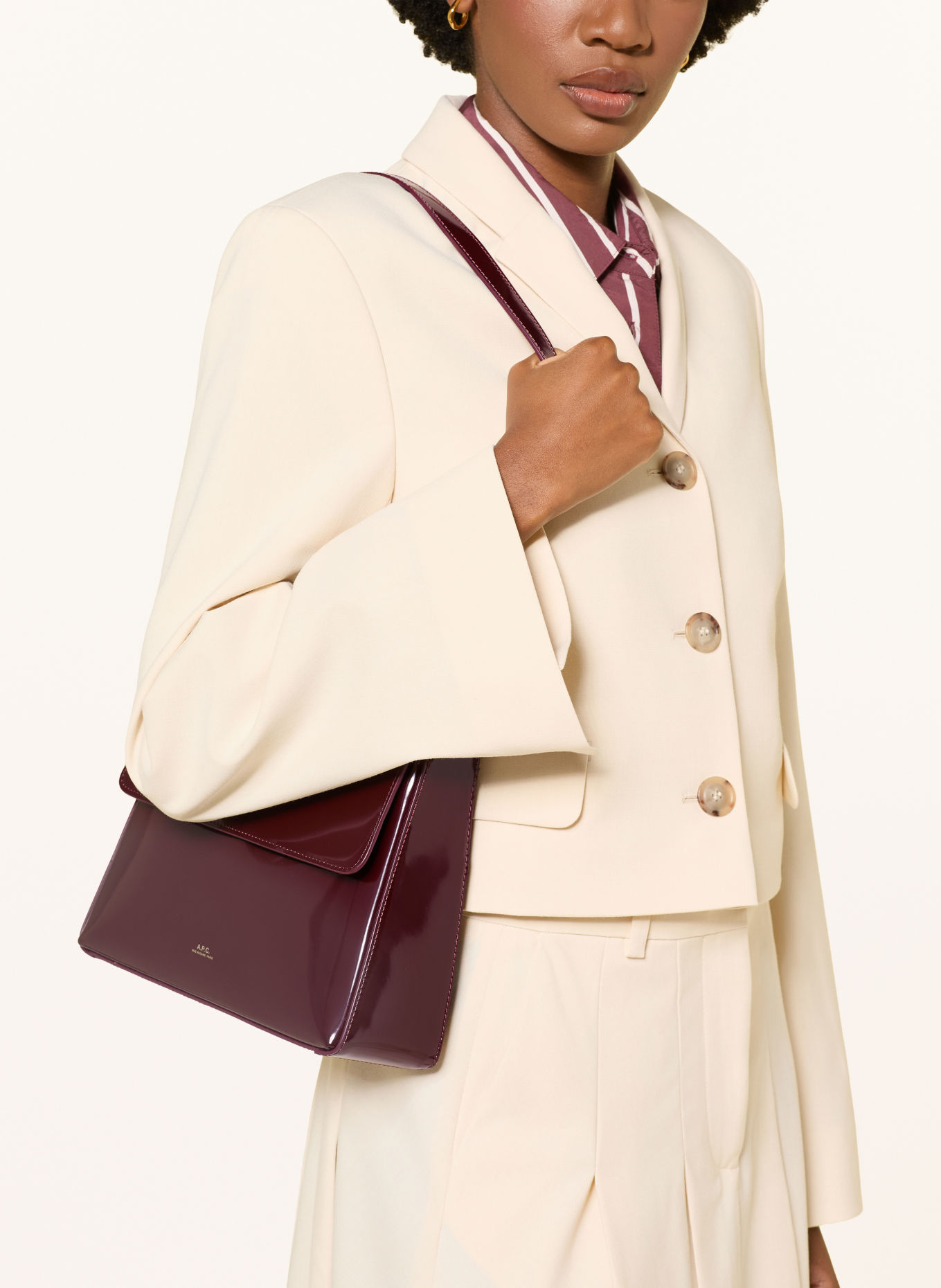 A.P.C. Torebka VIRGINIE FLAP: CIEMNOCZERWONY / ZŁOTY