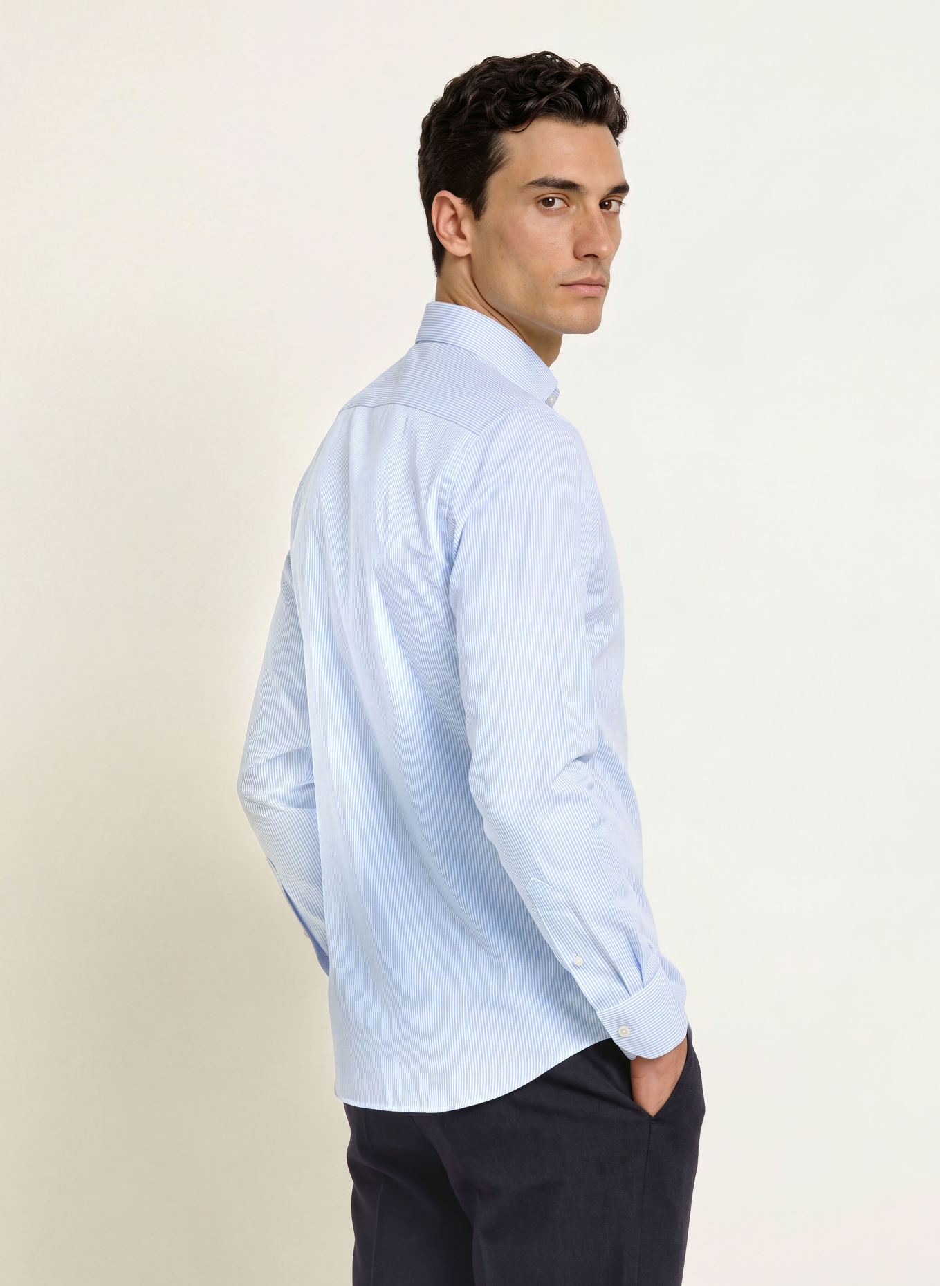 PROFUOMO Chemise coupe ajustée: BLEU CLAIR / BLANC