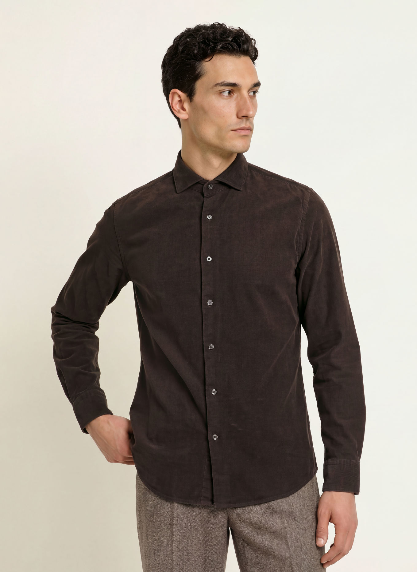 PROFUOMO Chemise en velours côtelé, coupe confortable: MARRON FONCÉ