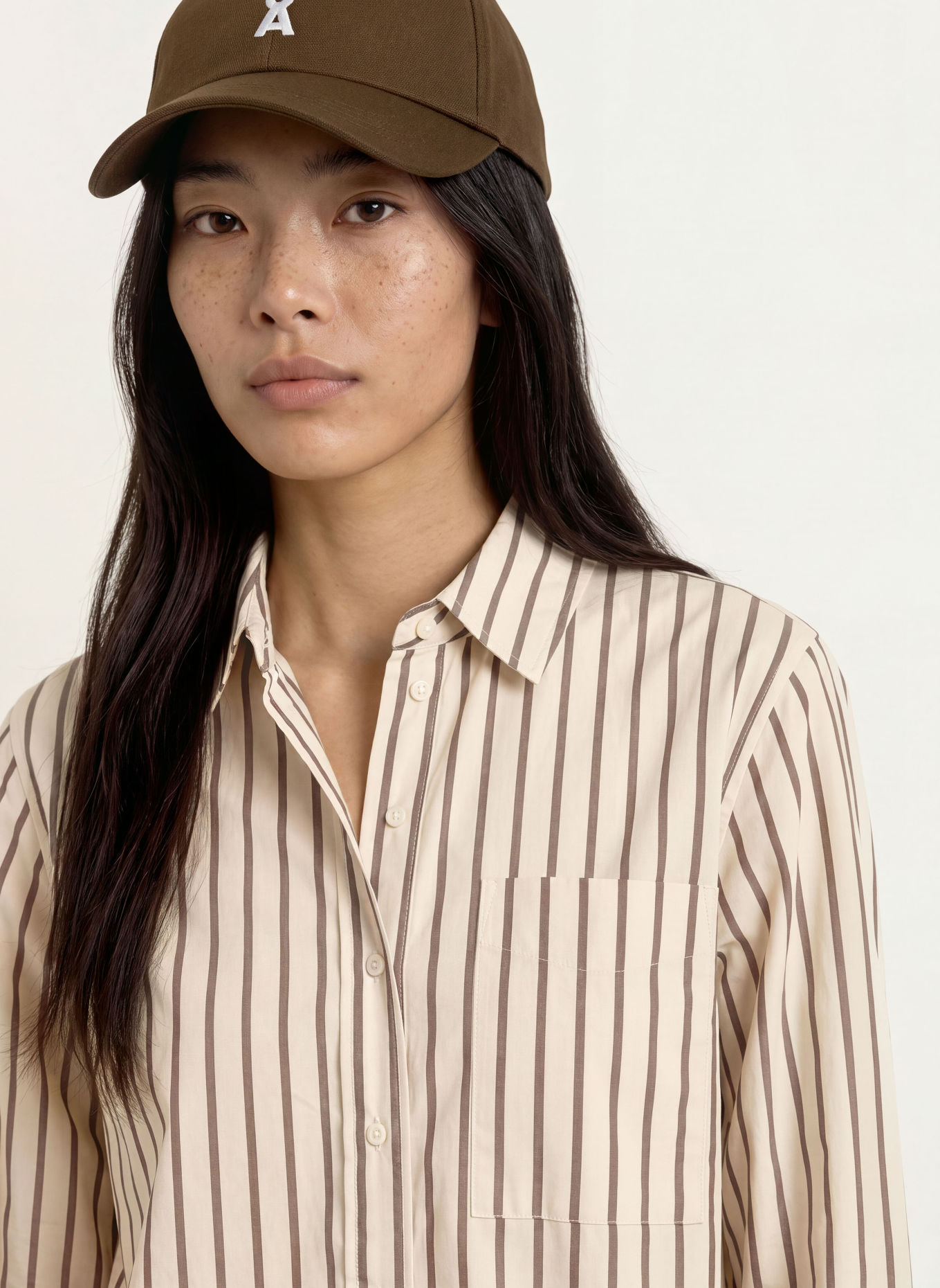 ARMEDANGELS Overhemdblouse: CRÈME / MARRON FONCÉ