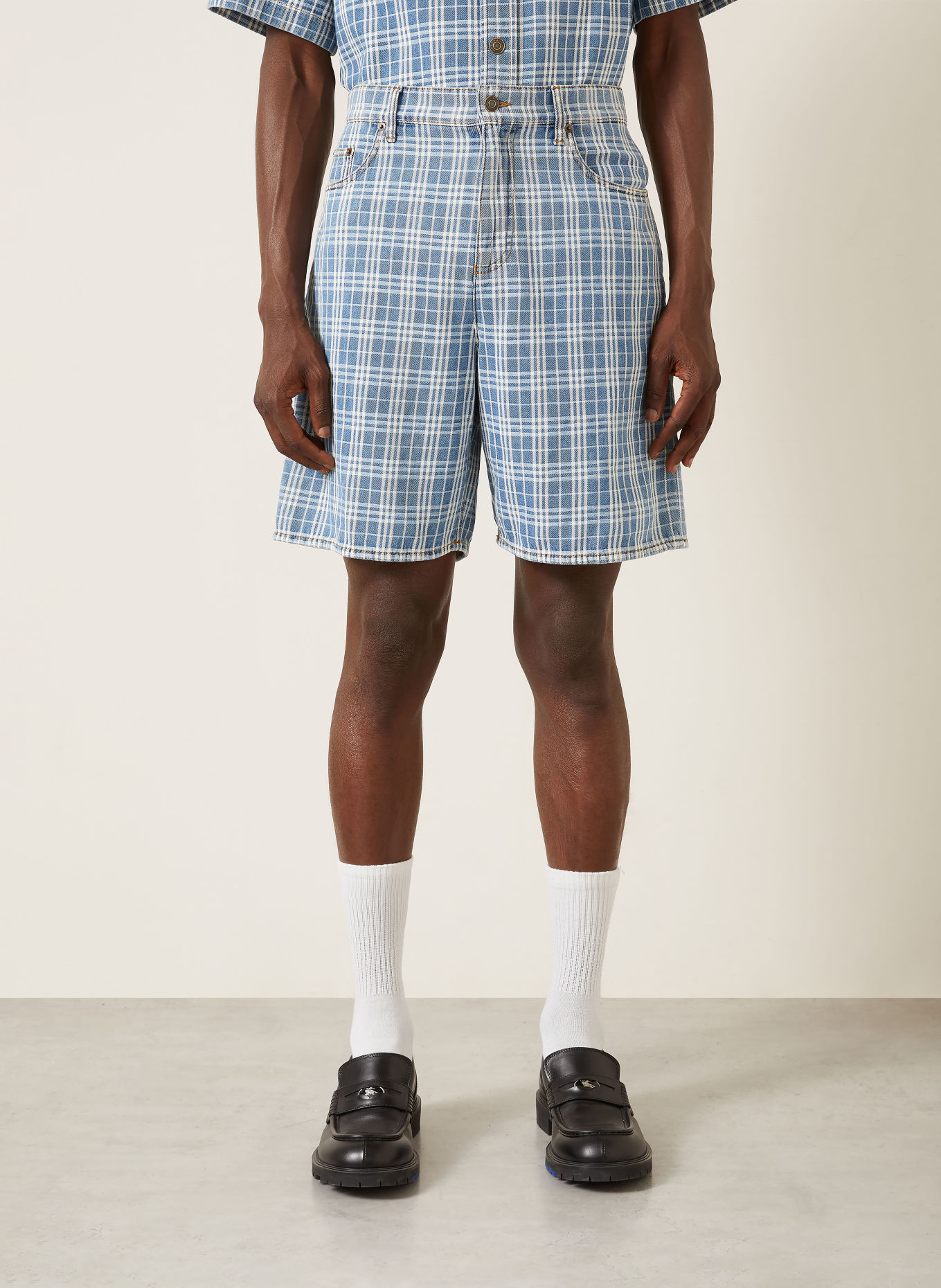 BURBERRY DOUGLAS Jean shorts: LIGHT BLUE / WHITE