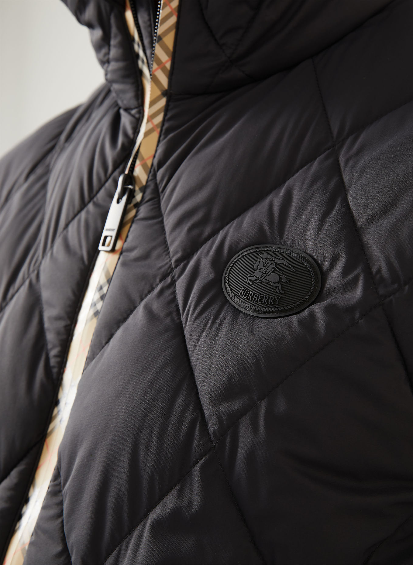 BURBERRY ACRESFORD Quilted Vest: BLACK