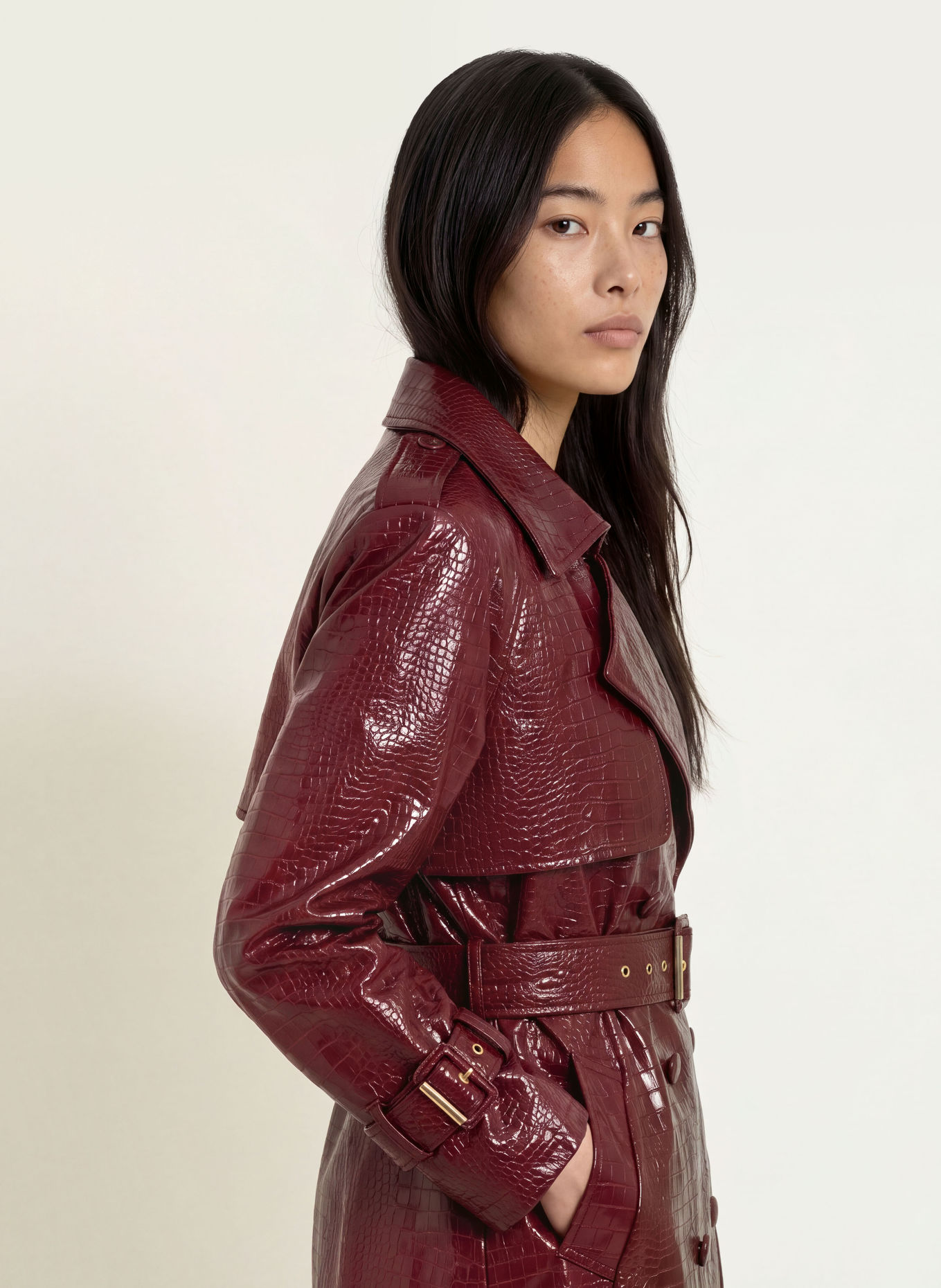 GUESS Trench-coat aspect cuir: ROUGE FONCÉ