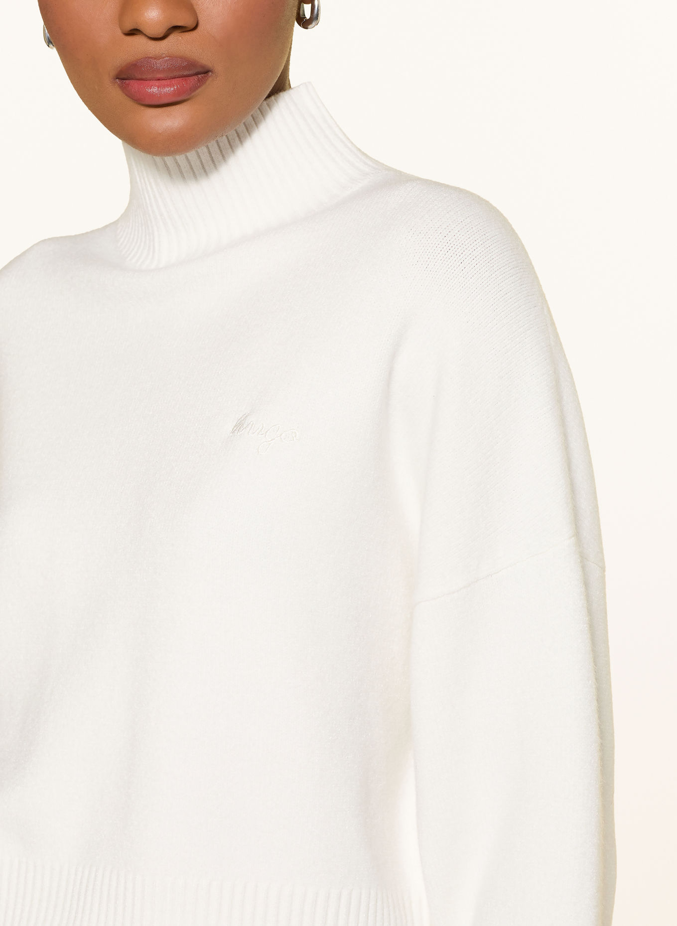 HUGO SESTYA Sweater: CREAM