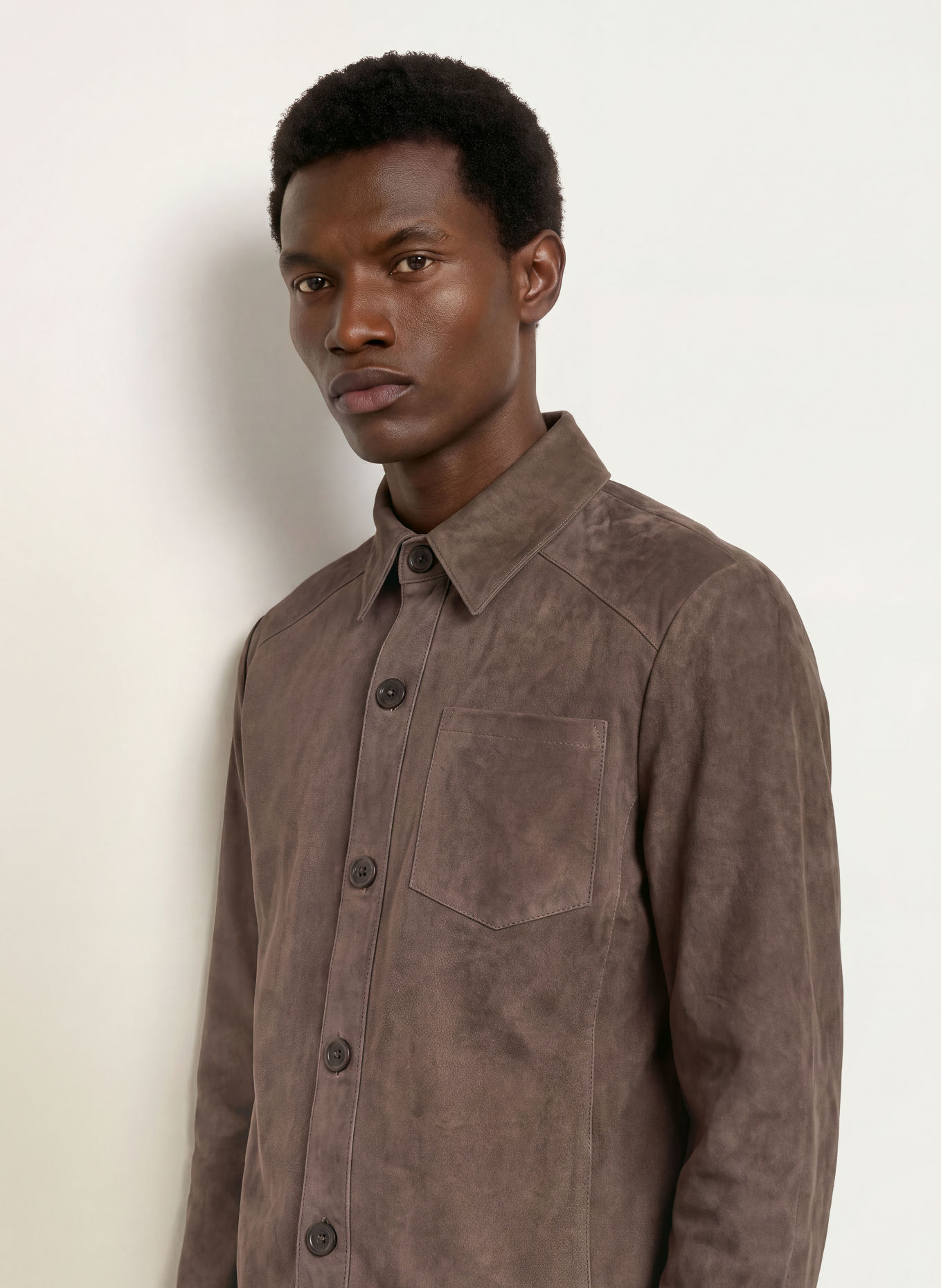 PAUL Surchemise en cuir, coupe classique: TAUPE