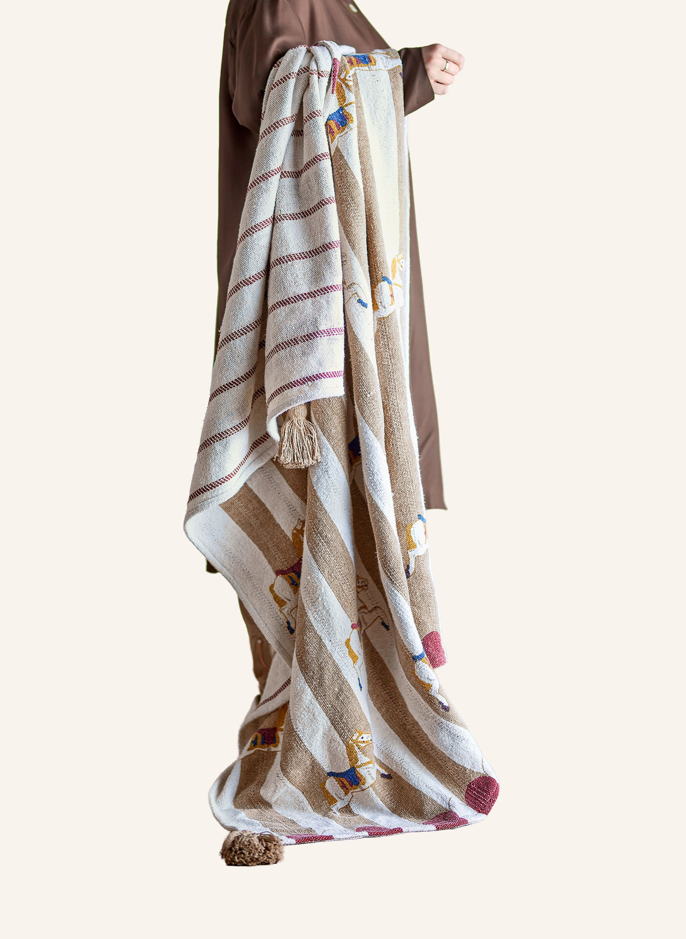 Bloomingville MERRY-GO-ROUND Throw blanket: CREAM / LIGHT BROWN / DARK RED