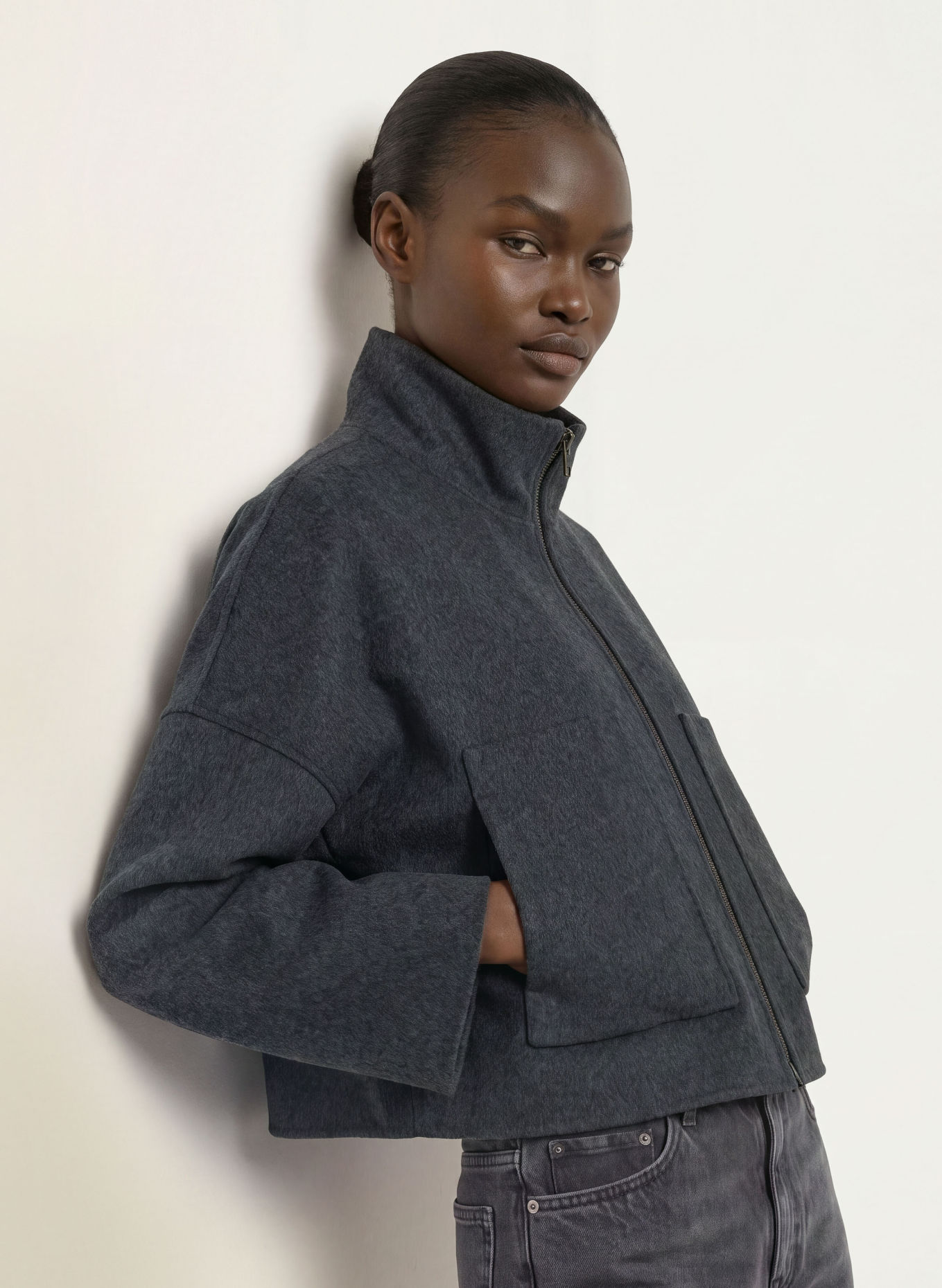 DRYKORN Veste boxy ELSTOW: GRIS FONCÉ