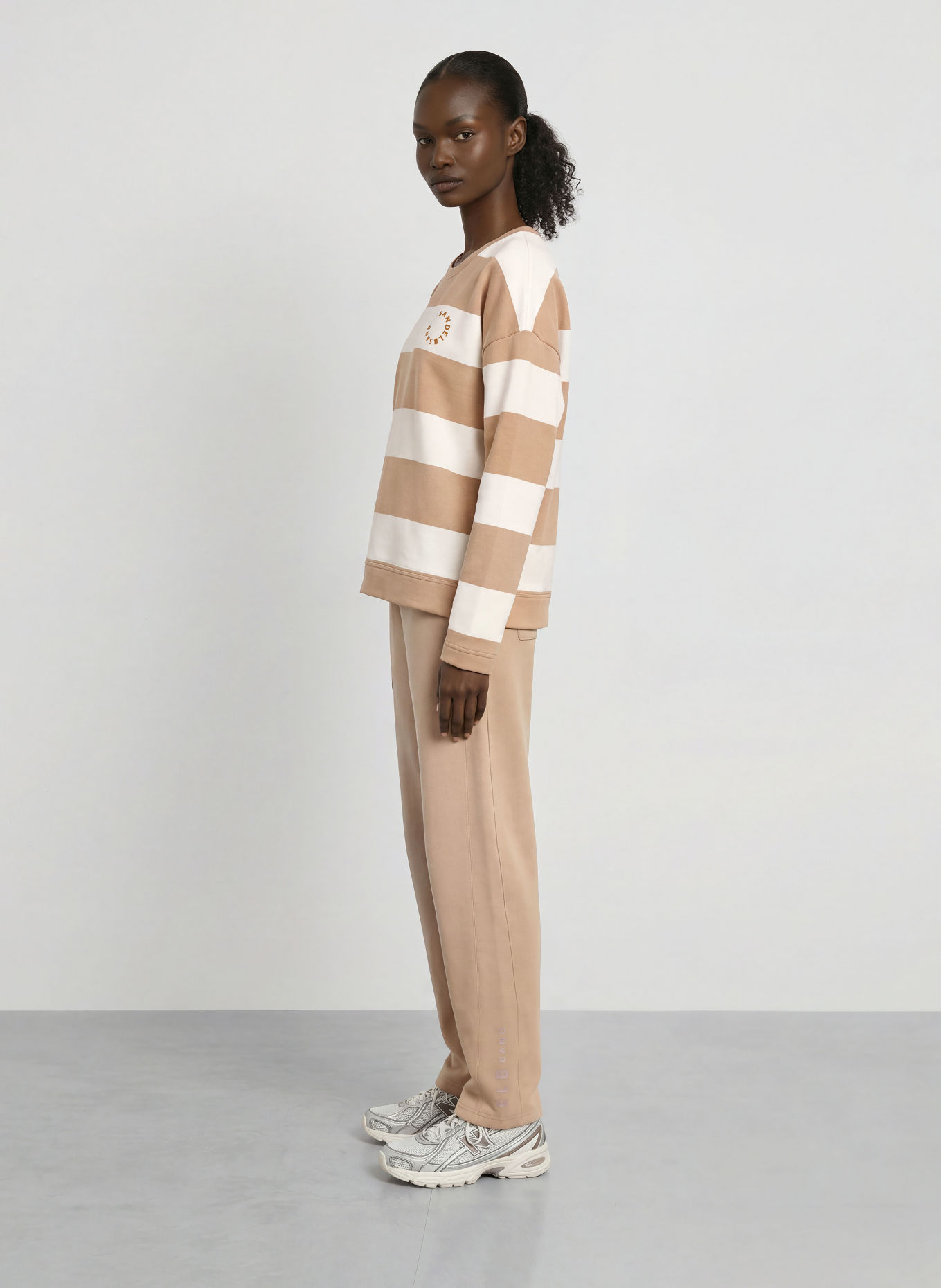 ELBSAND HILMA Sweatshirt: WHITE / LIGHT BROWN