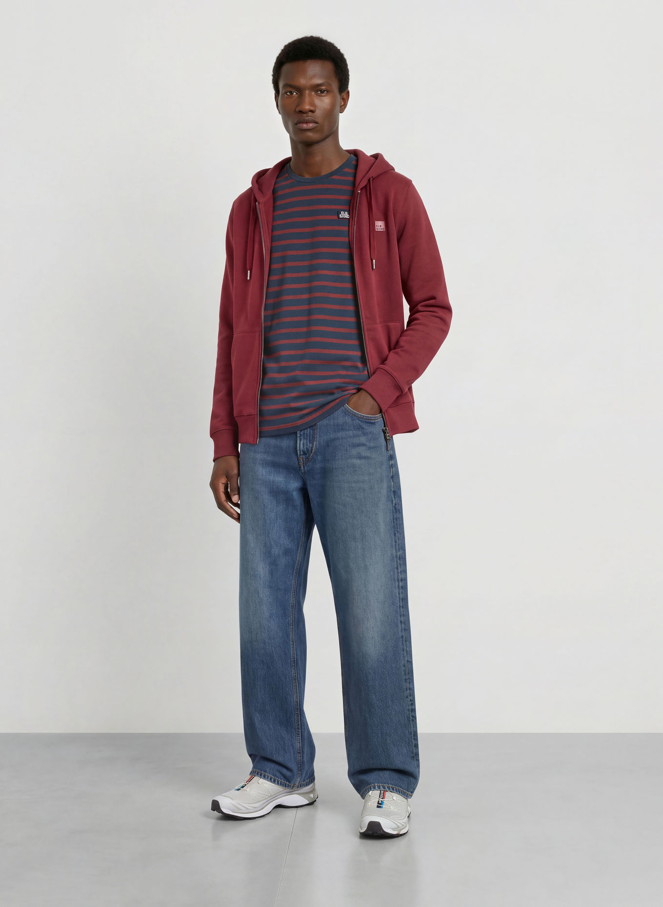 ELBSAND T-shirt NOAH: DONKERROOD / DONKERBLAUW