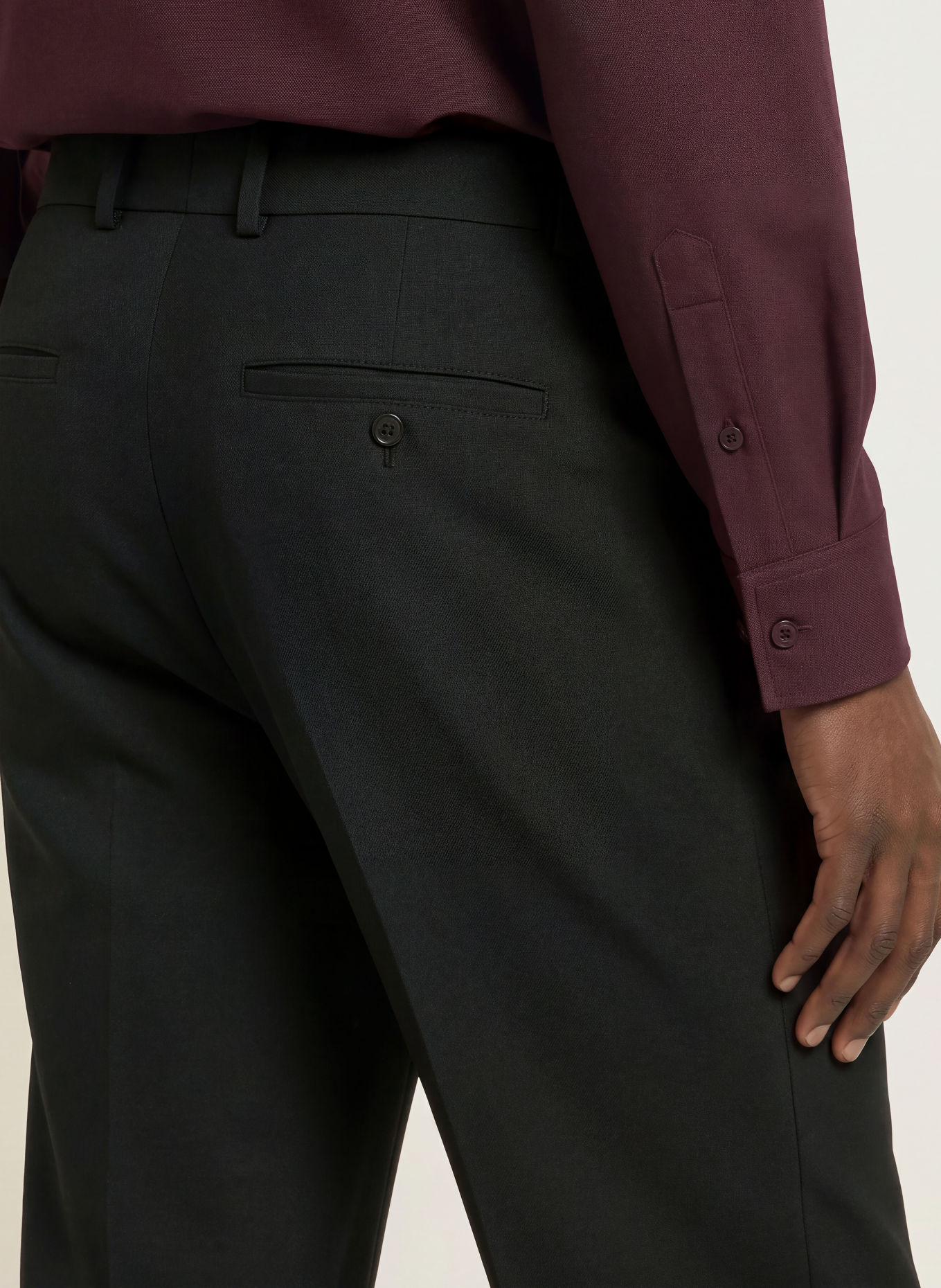studio seidensticker STUDIO Relaxed Fit Chinos: BLACK