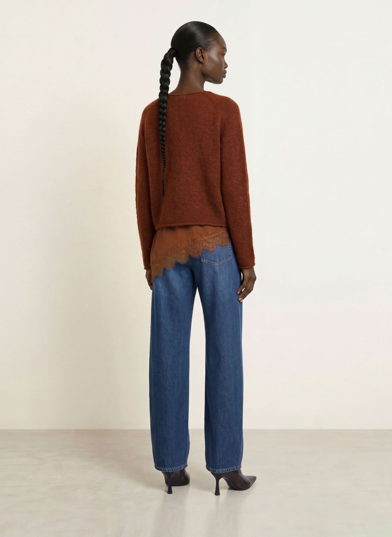 DRYKORN SOMAIJA-trui met alpaca: BRUIN