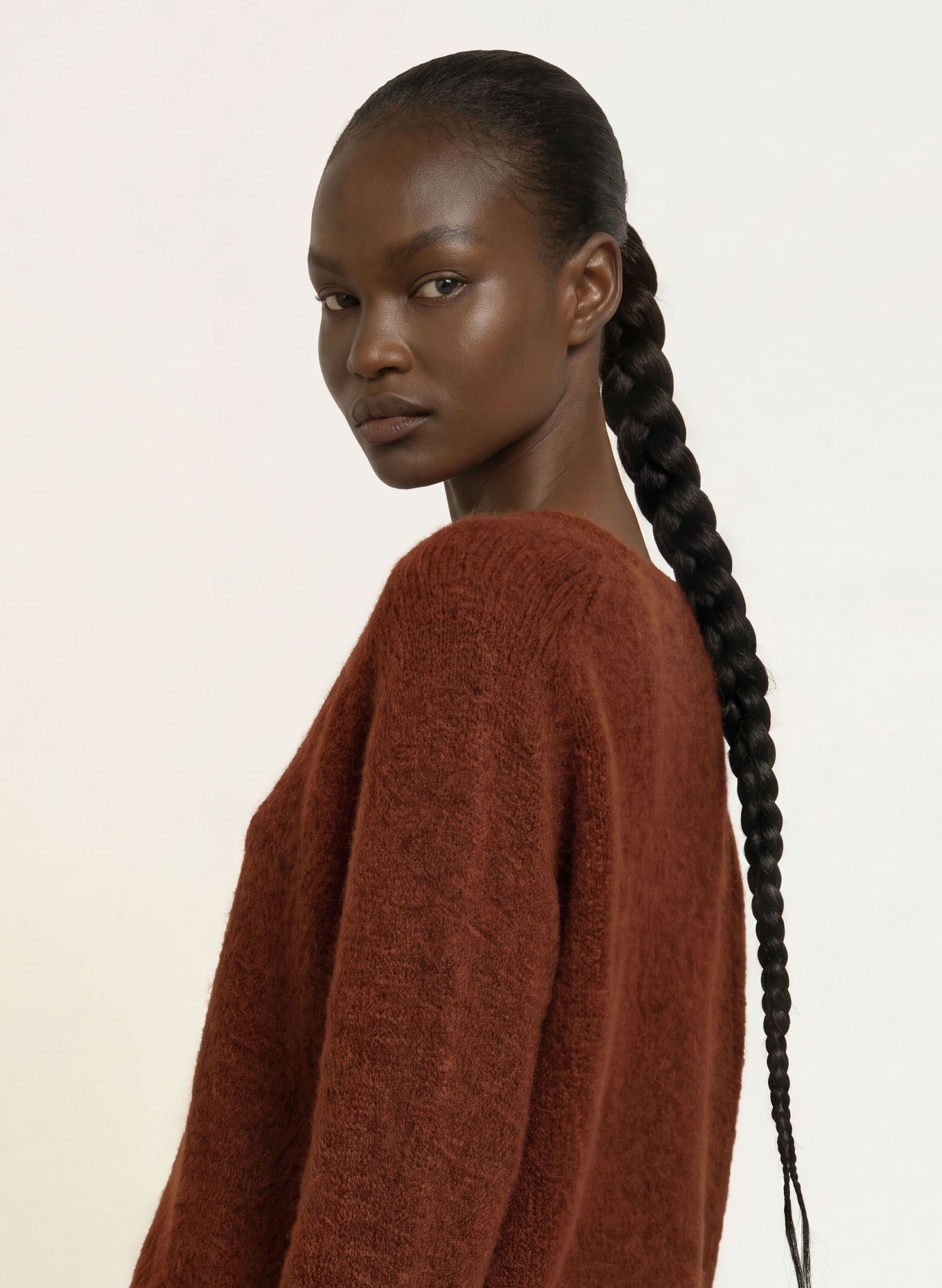 DRYKORN SOMAIJA-trui met alpaca: BRUIN