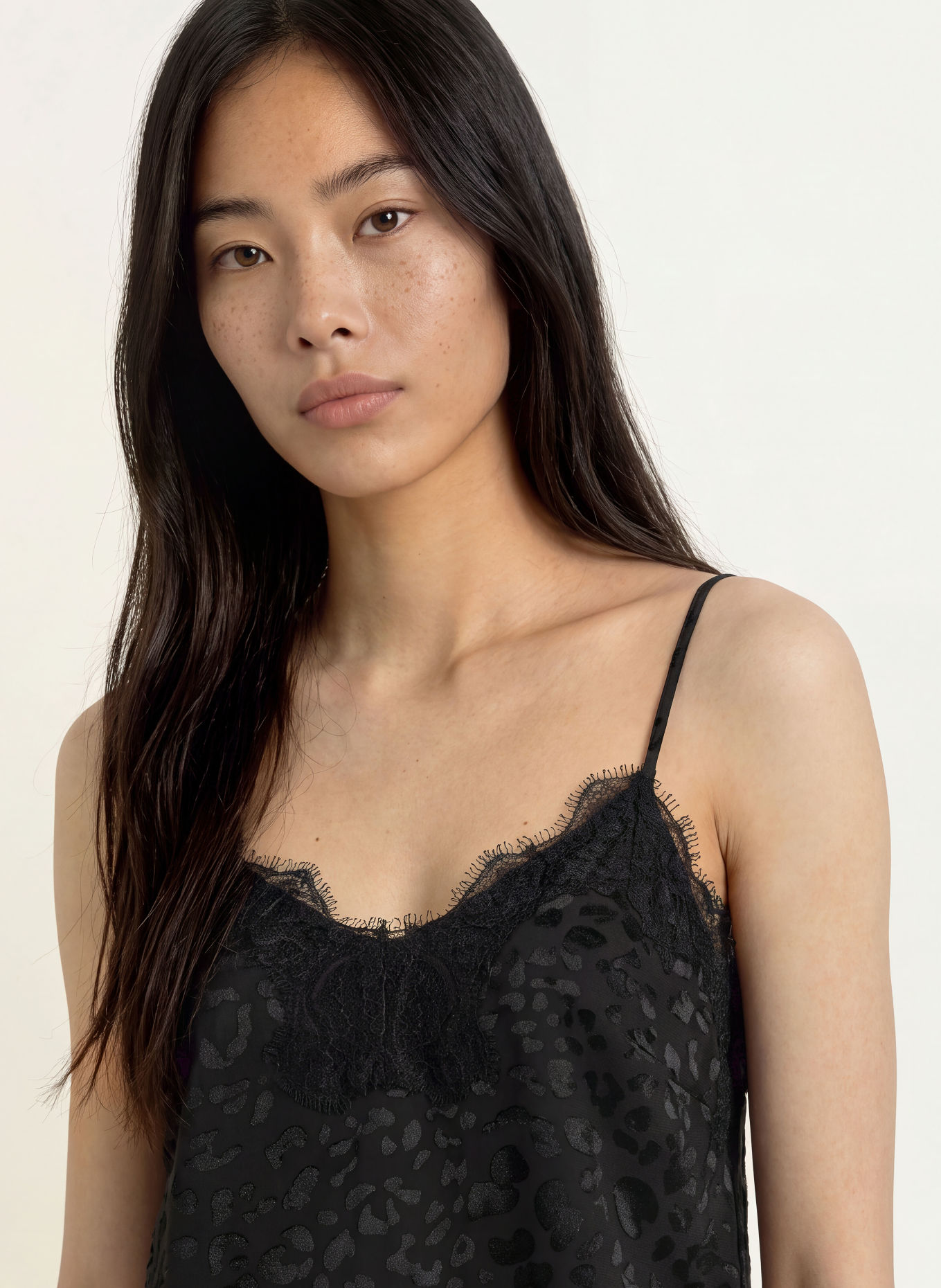 GUESS Spets-top DANIELLE: SVART