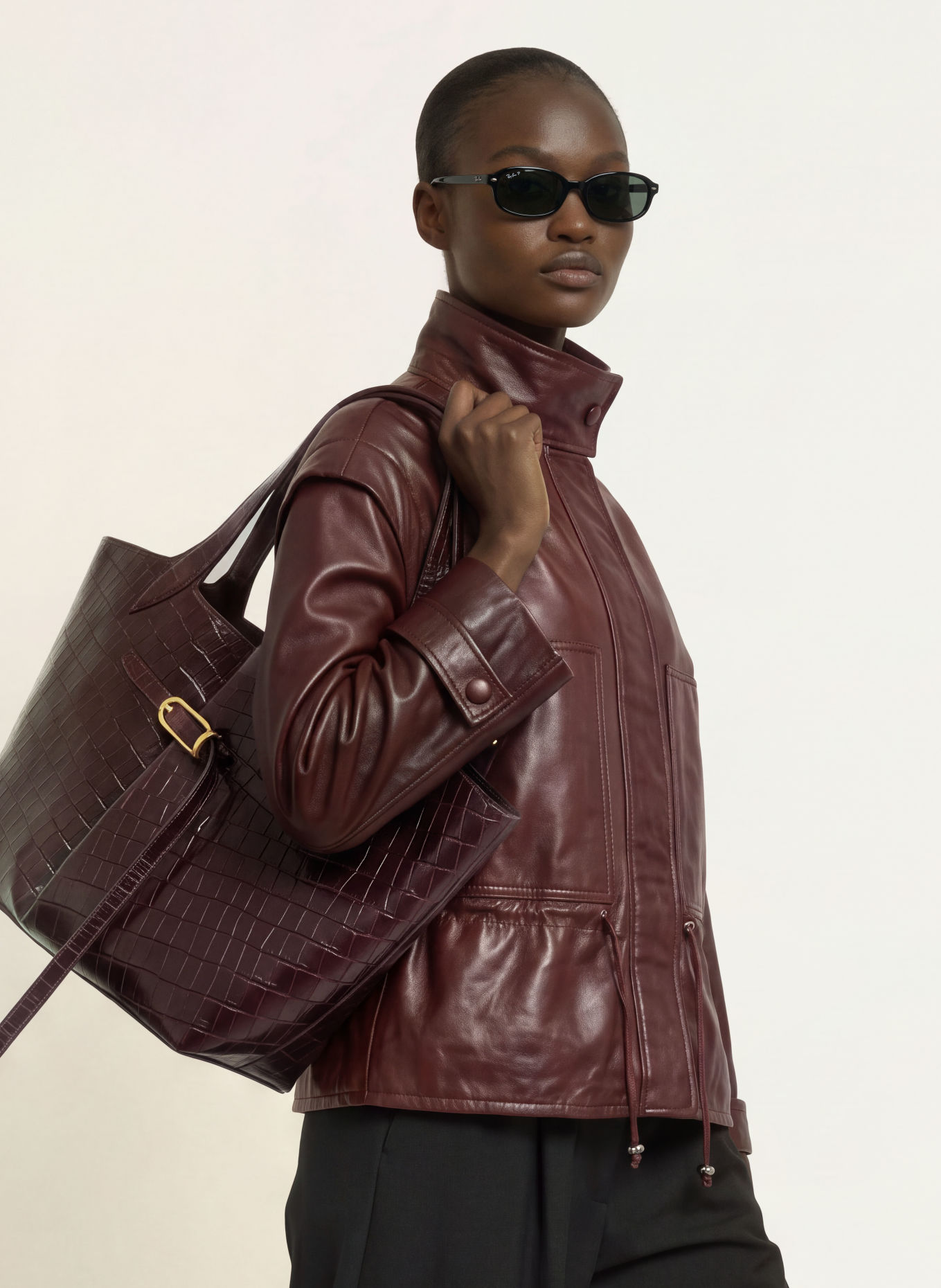LIFFNER Shoppers: DARK RED