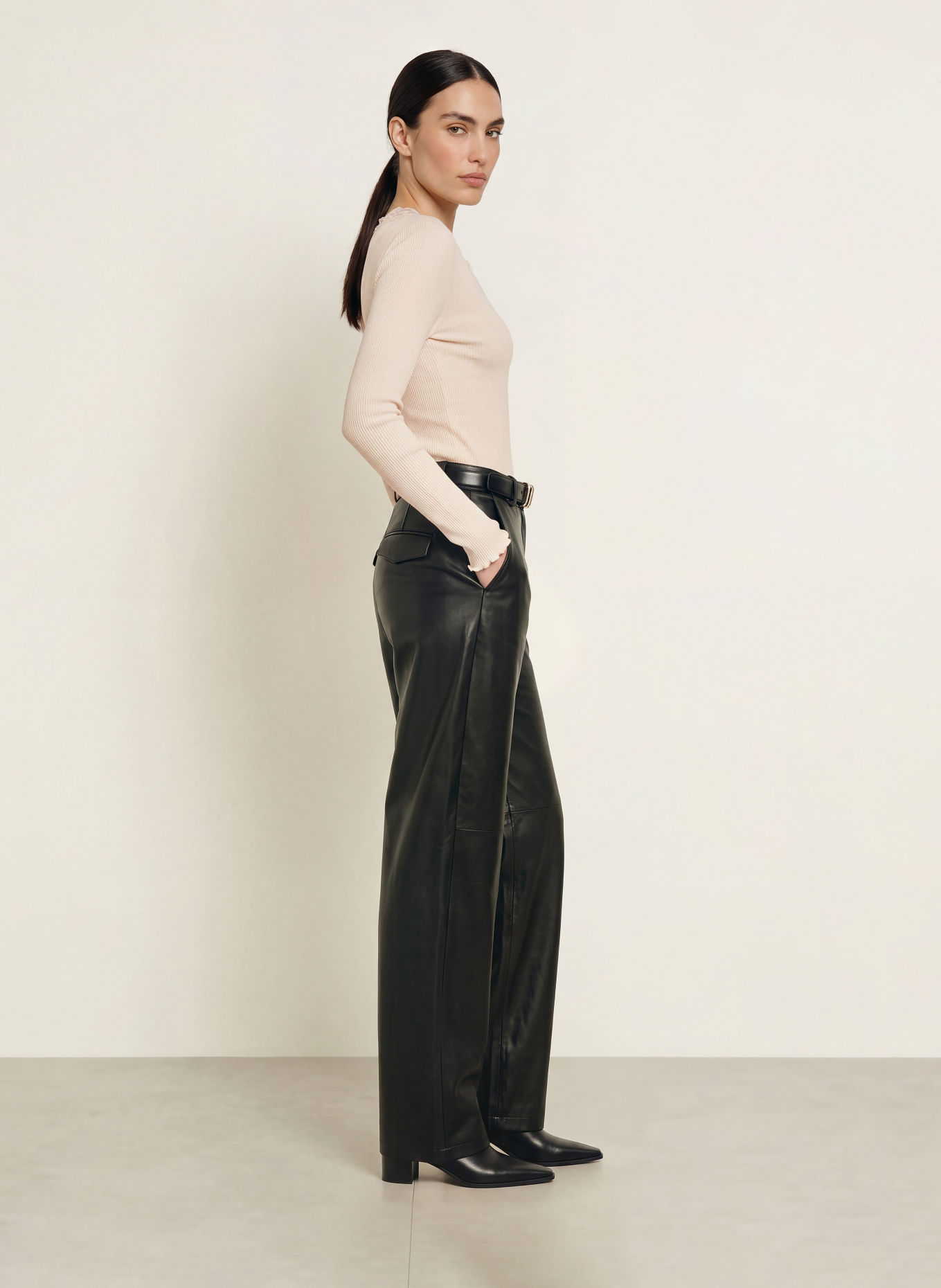 rosemunde Longsleeve BALTA met lange mouwen en kant: CRÈME
