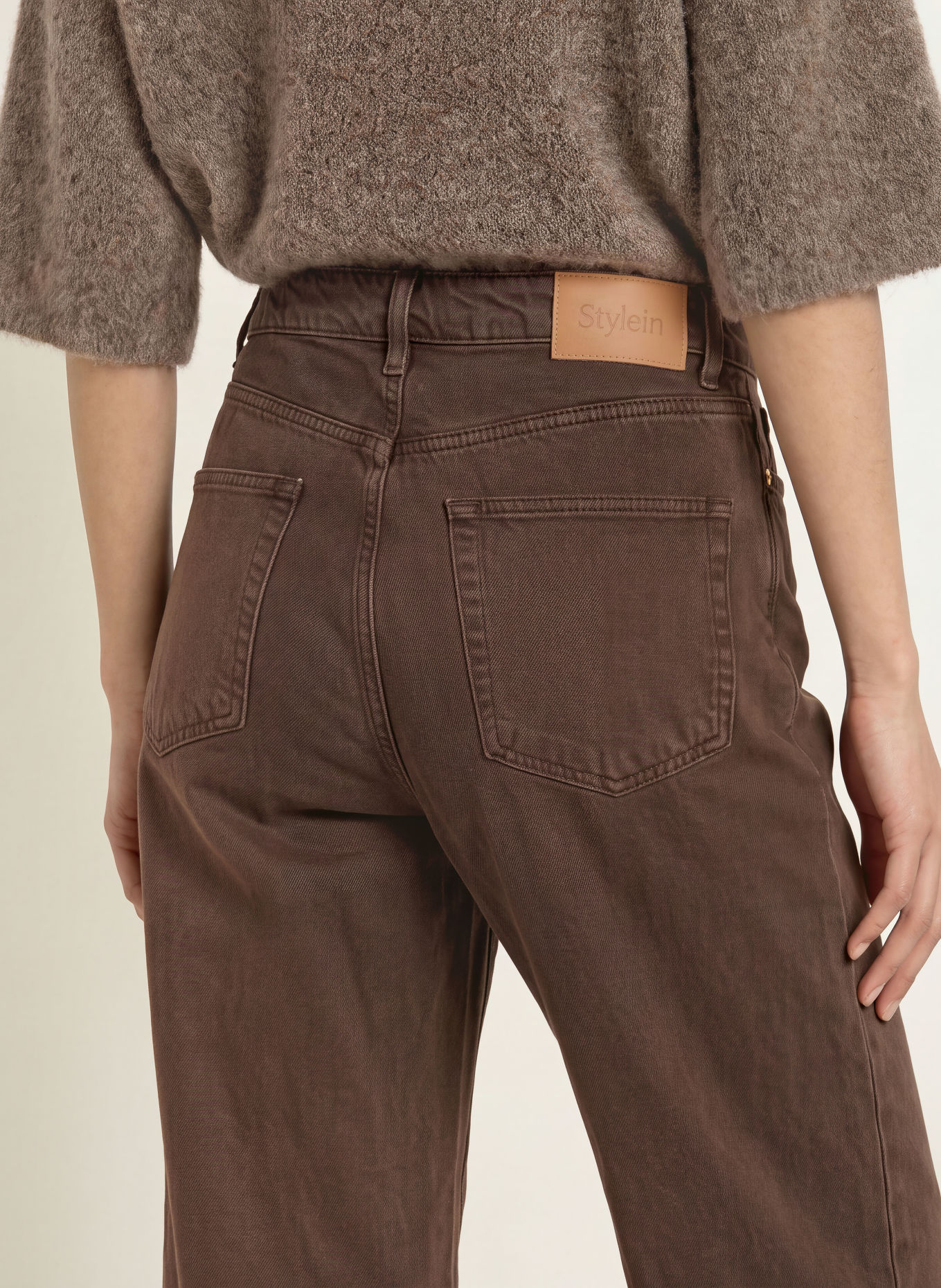 Stylein KEANU Barrel-leg jeans: COFFEE