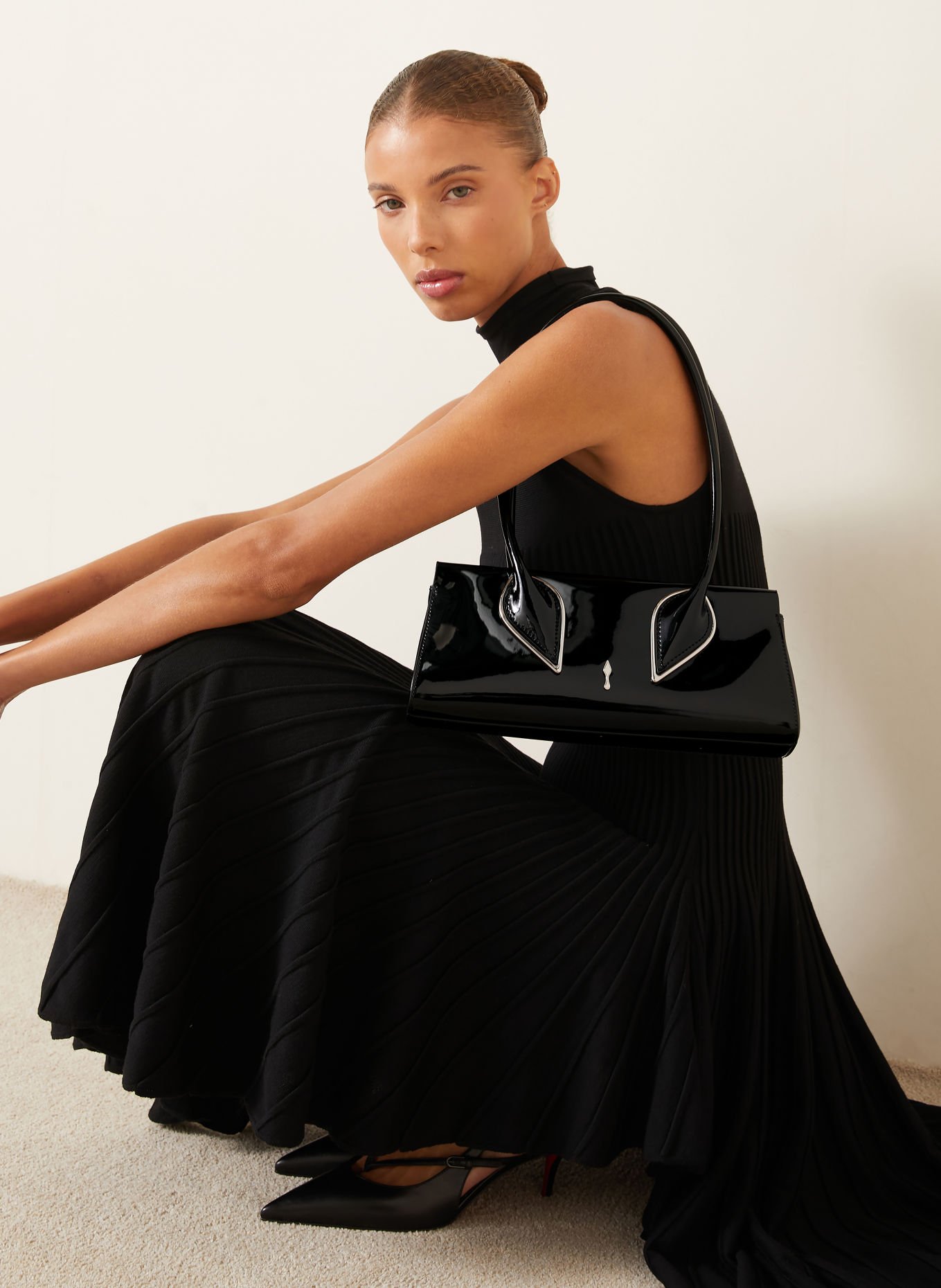 Christian Louboutin VENUS Shoulder Bag: BLACK / SILVER