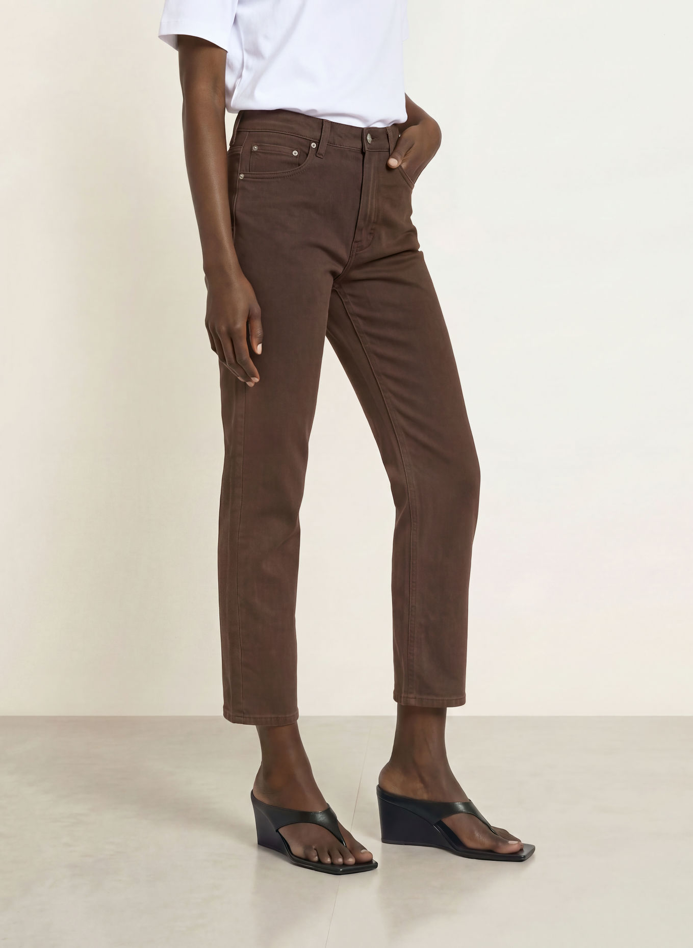 ARKET Cropped jeans: 027 Brown Dark