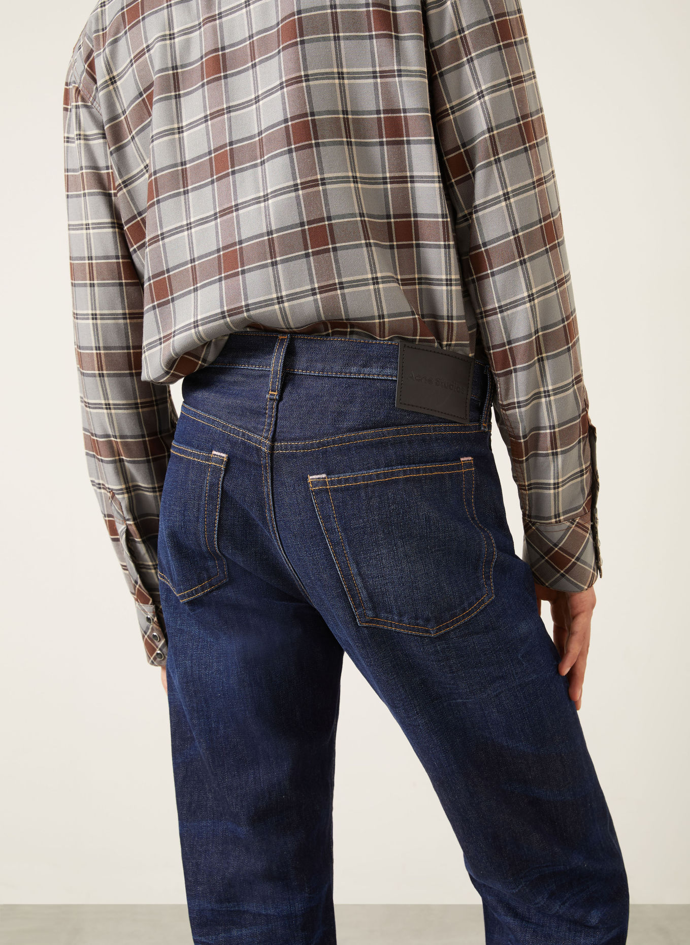 Acne Studios Jean coupe classique: 838 DARK BLUE