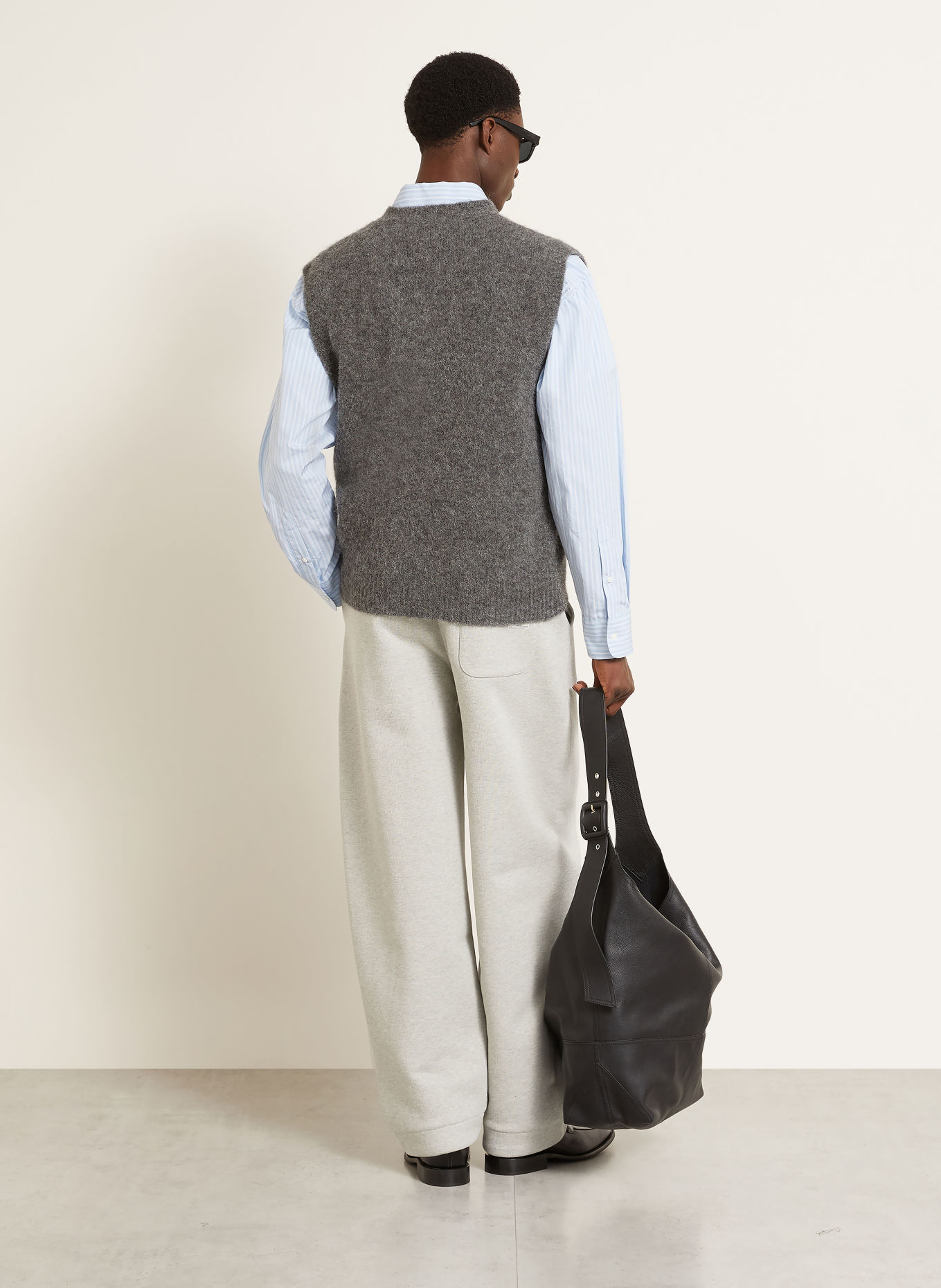 AMI PARIS Alpaca Sweater Vest: GRAY