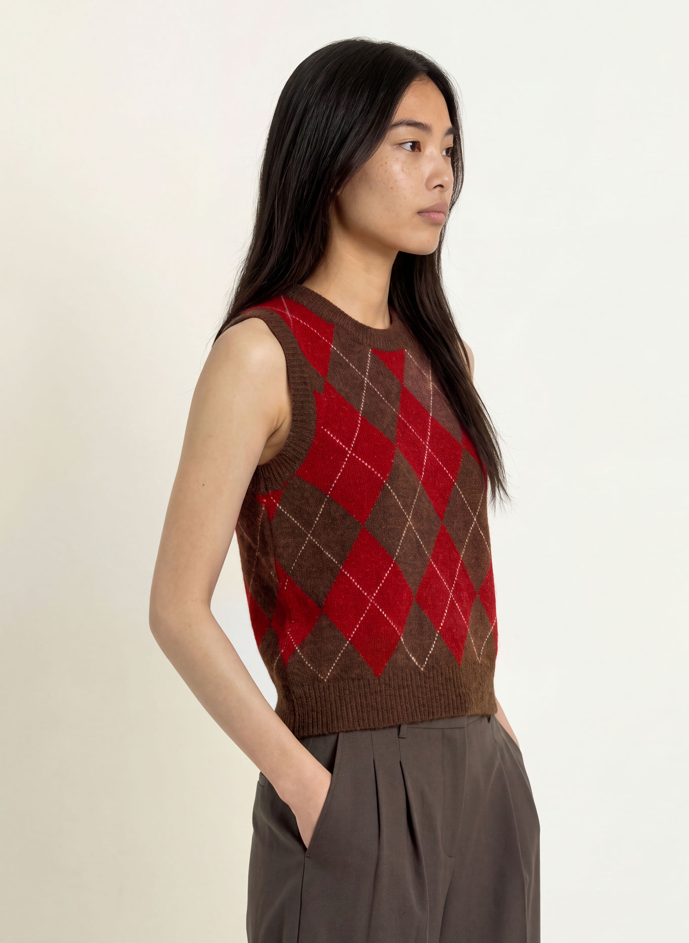 YERSE Pull sans manches DIAMOND: MARRON FONCÉ / ROUGE / BLANC