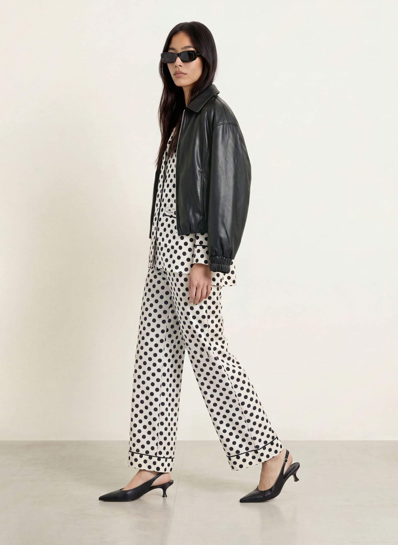 LOVE Stories Bas de pyjama REESE en satin: BLANC / NOIR