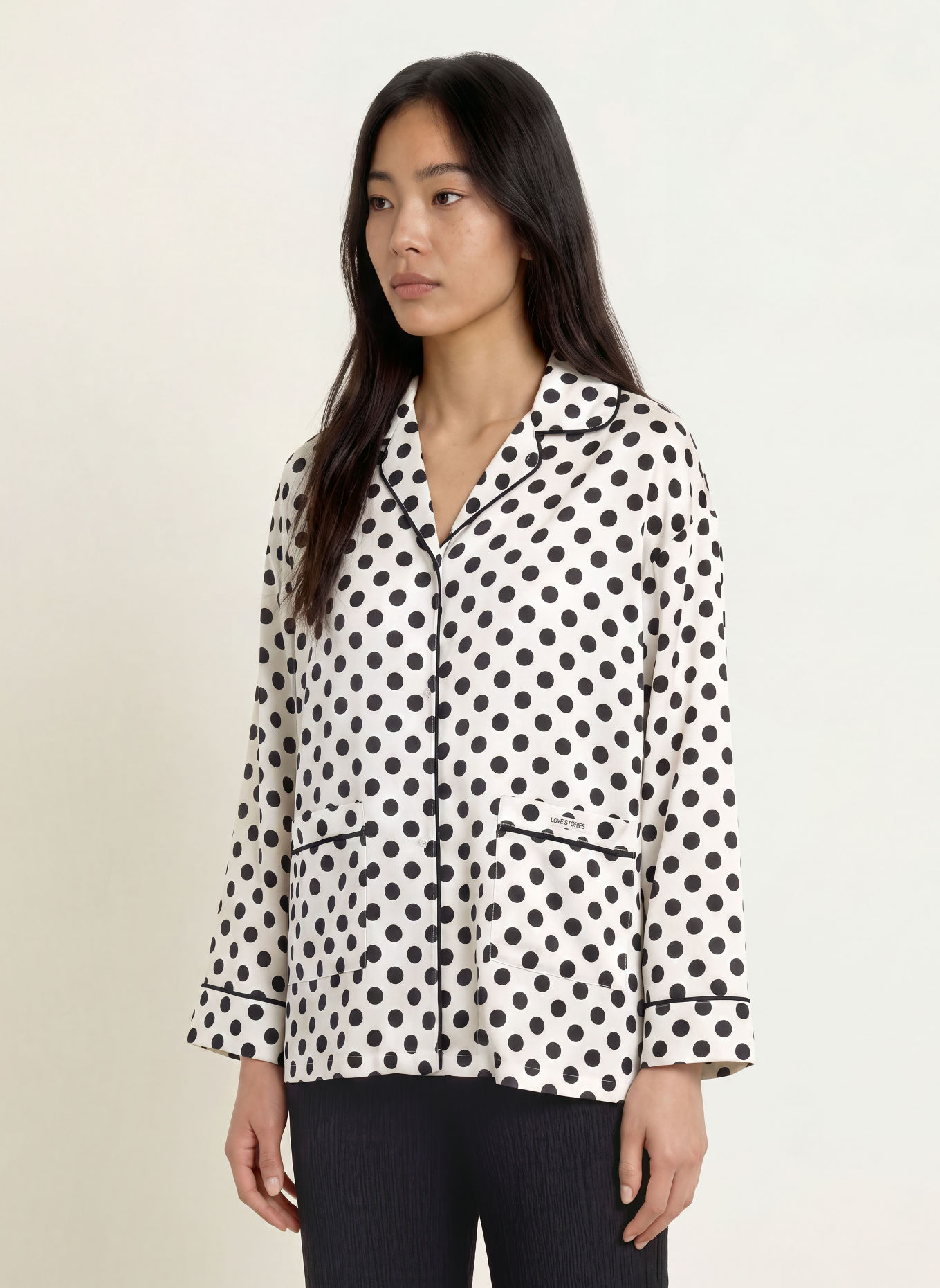 LOVE Stories Pyjamashirt CEDRIC van satijn: WIT / ZWART