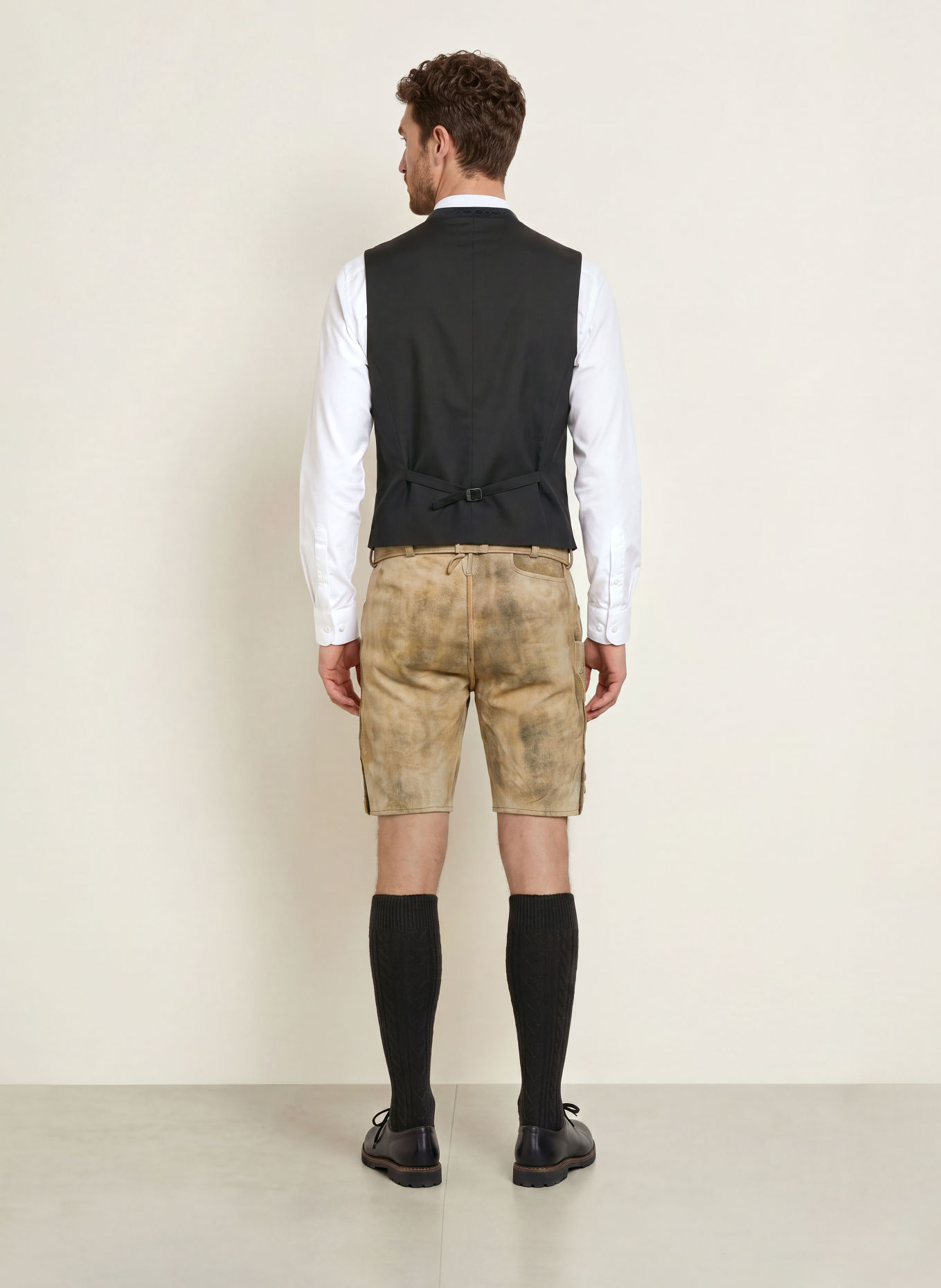 Hammerschmid Traditionel vest MANU: SORT