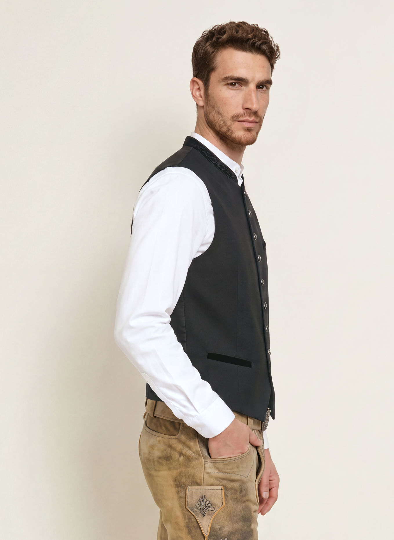 Hammerschmid Traditionel vest MANU: SORT