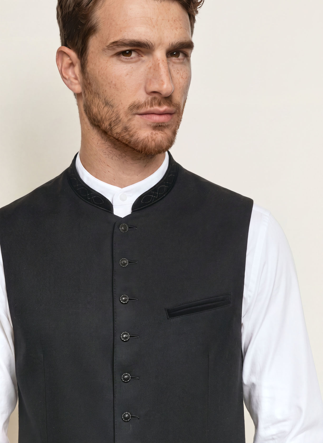 Hammerschmid Traditionel vest MANU: SORT