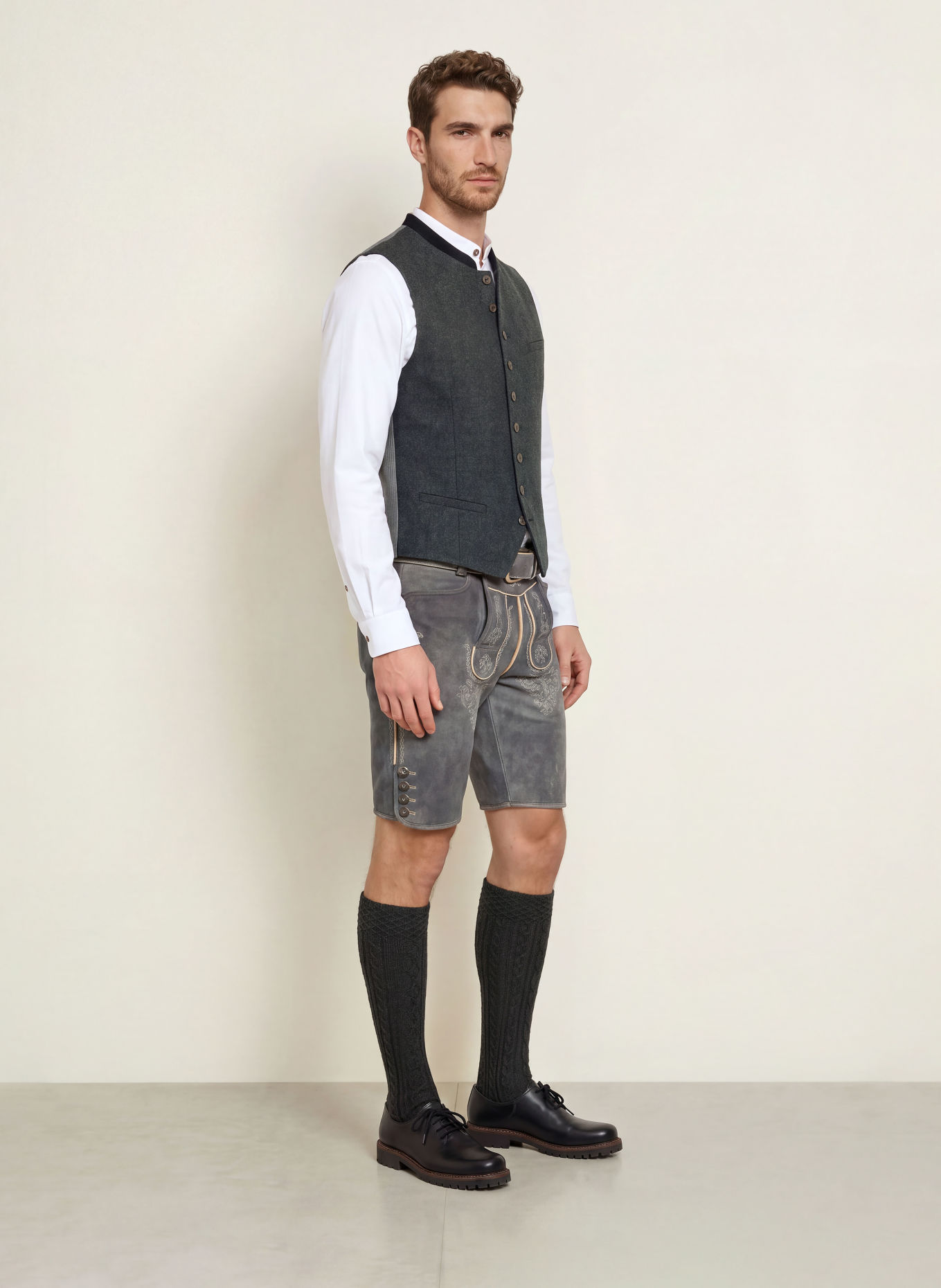 Hammerschmid Vestă tradițională MORITZ: GRI ÎNCHIS / GRI DESCHIS