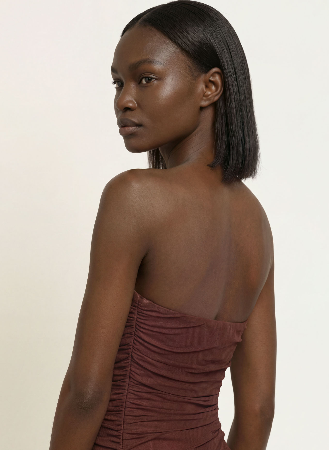 RETROFÊTE Robe de soirée ISADORE en maille: MARRON FONCÉ