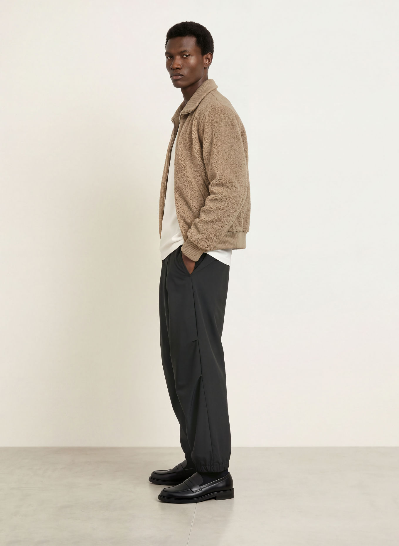 DRYKORN LIROG Relaxed-Fit Chinos: BLACK