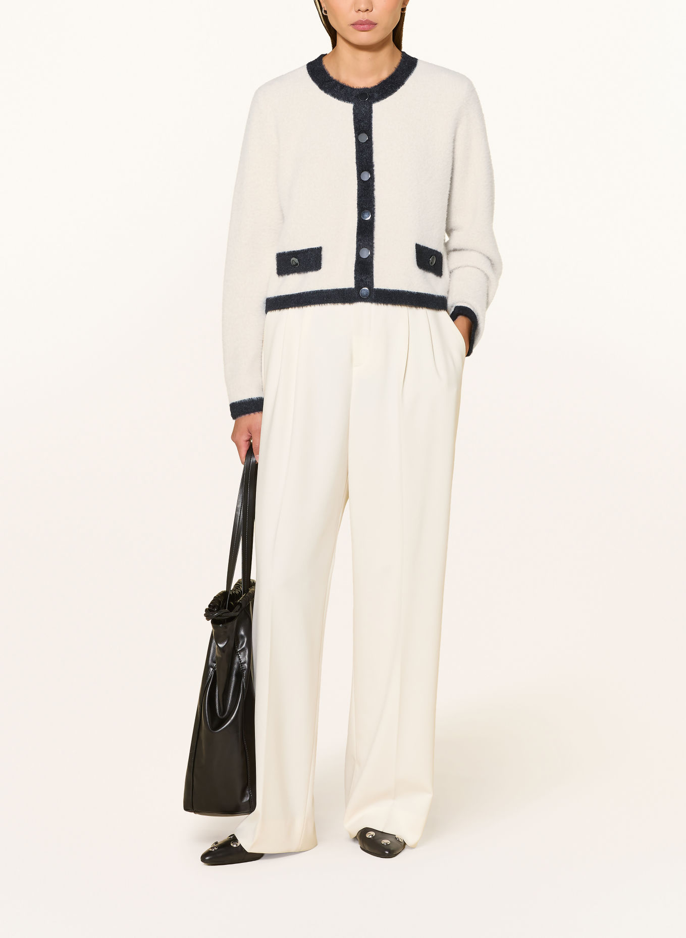 Betty Barclay Vest: ECRU / ZWART
