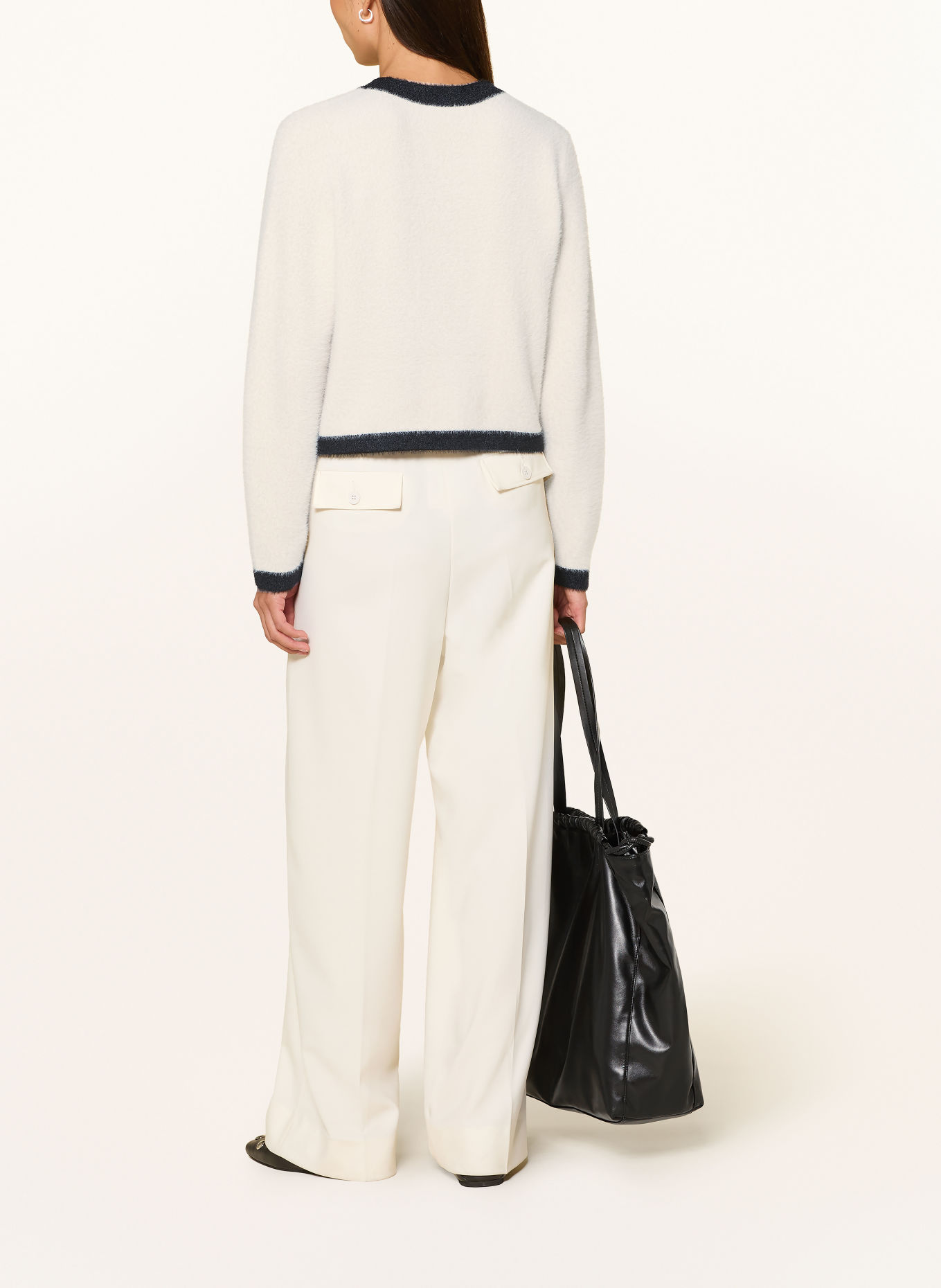 Betty Barclay Vest: ECRU / ZWART