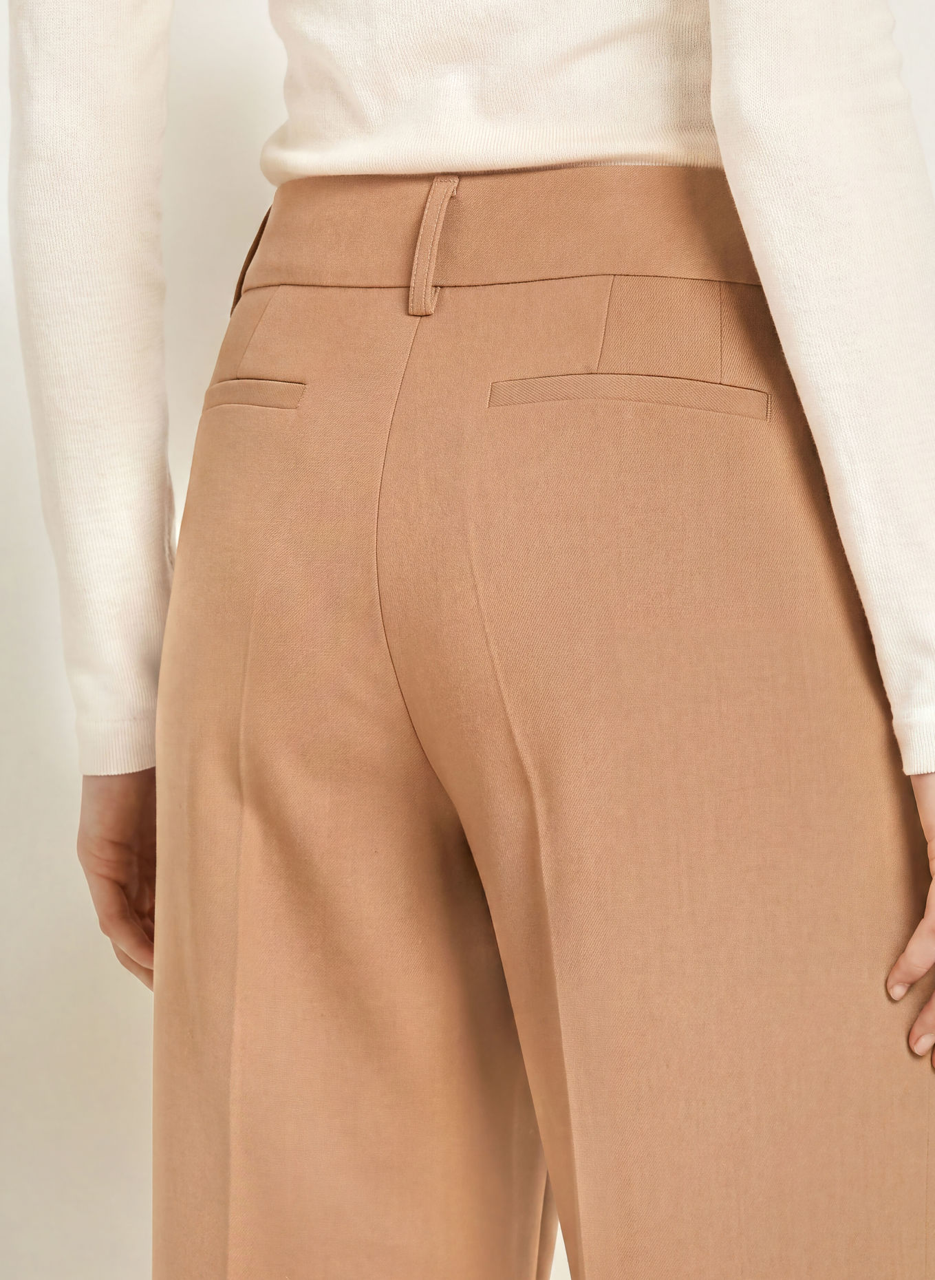 Betty Barclay Broek: CAMEL / ZILVER