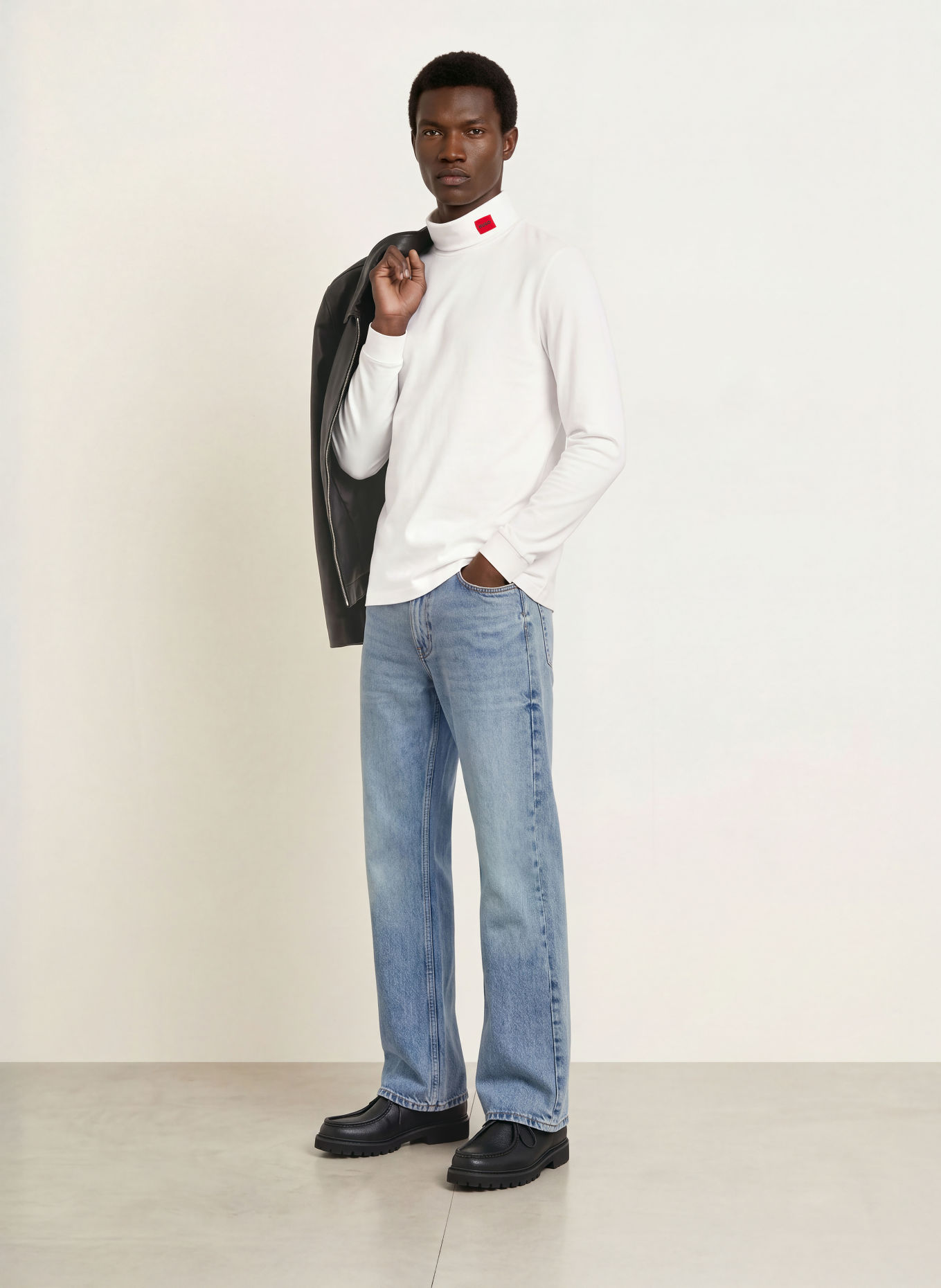 HUGO DEROLLO Turtleneck top: WHITE