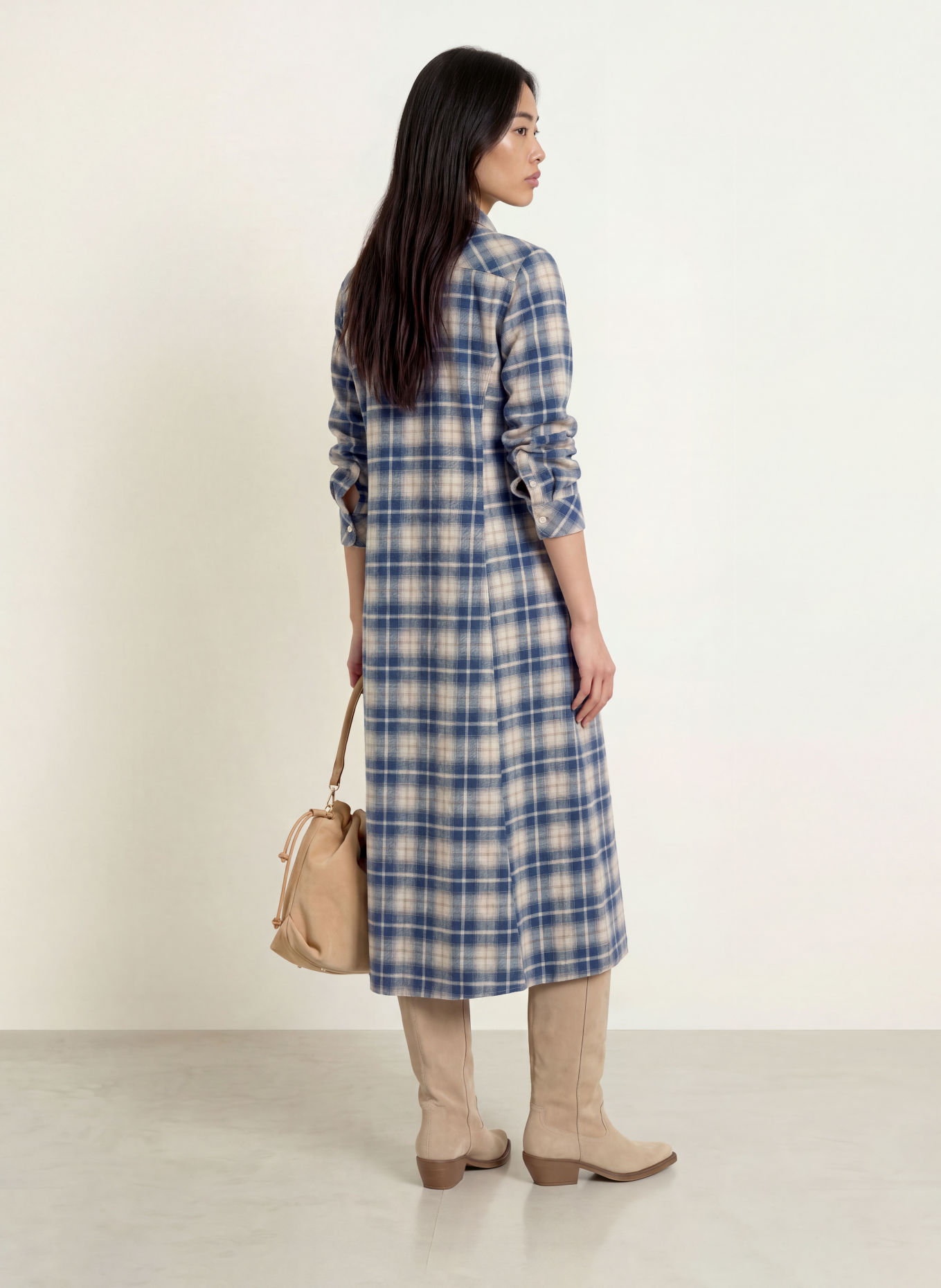 Emily VAN DEN BERGH Hemdblusenkleid: HELLBLAU / CAMEL / CREME