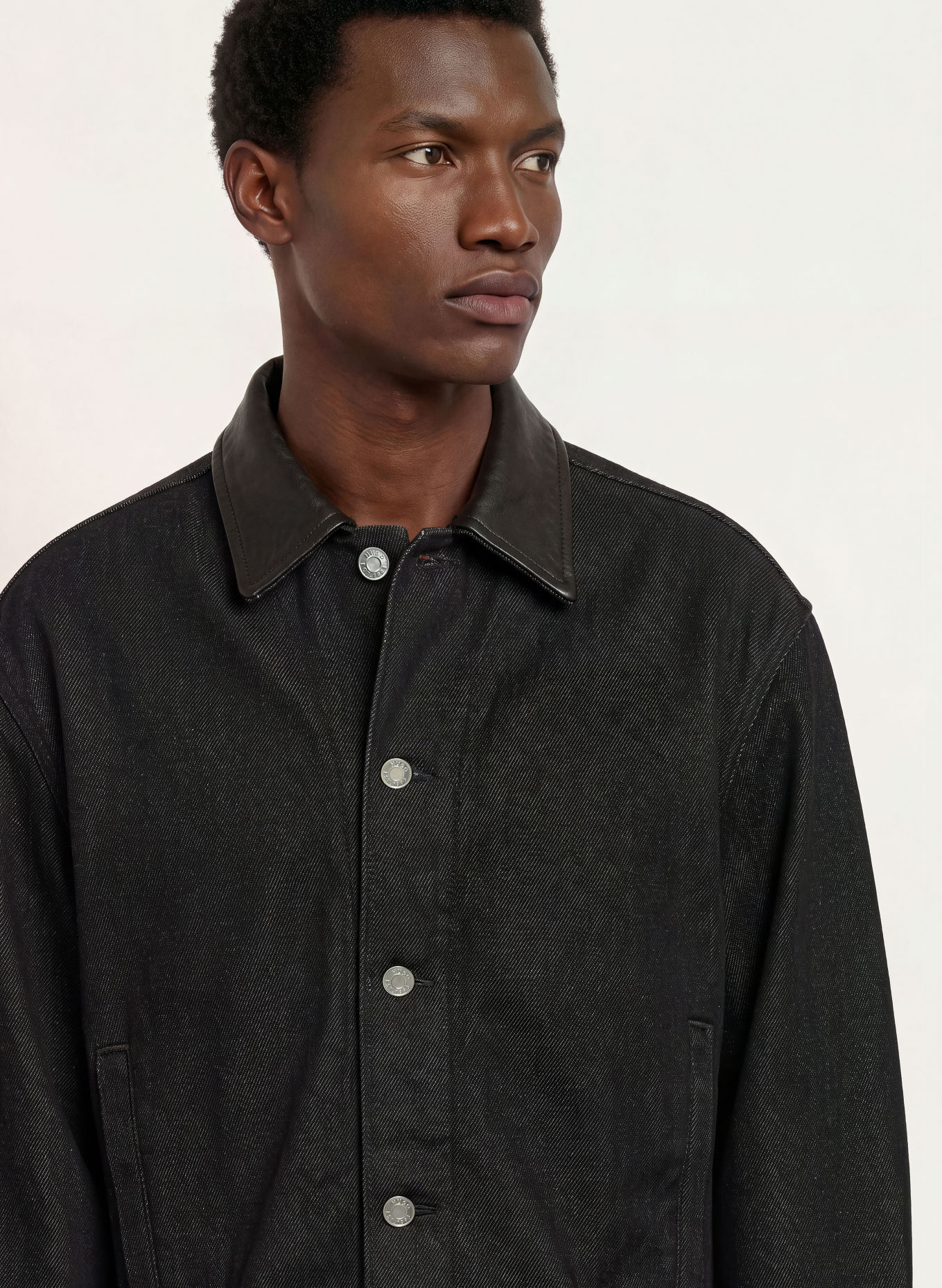 HUGO Spijkerjas: 001 BLACK