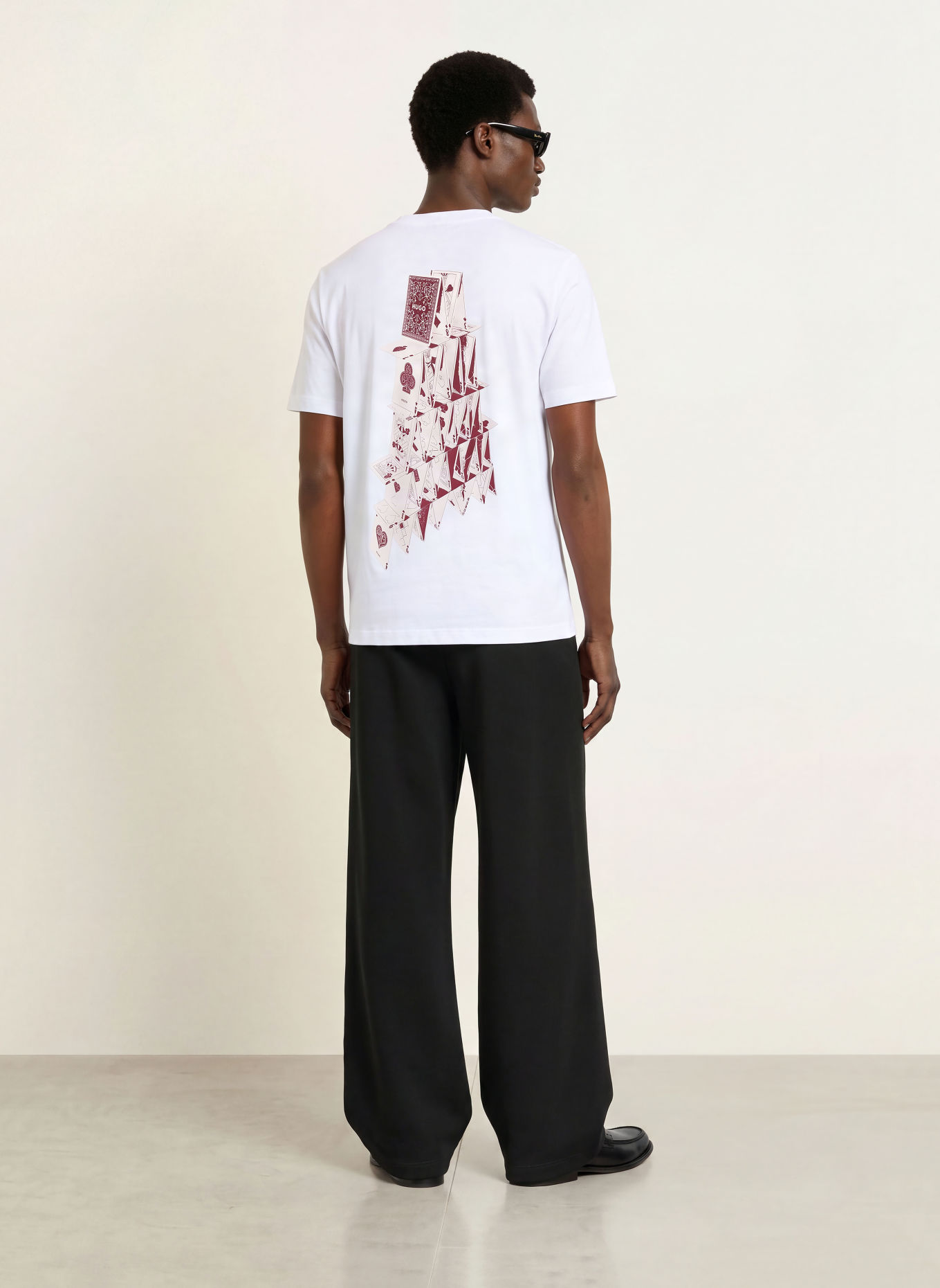 HUGO DOUDI T-shirt: WHITE / DARK RED