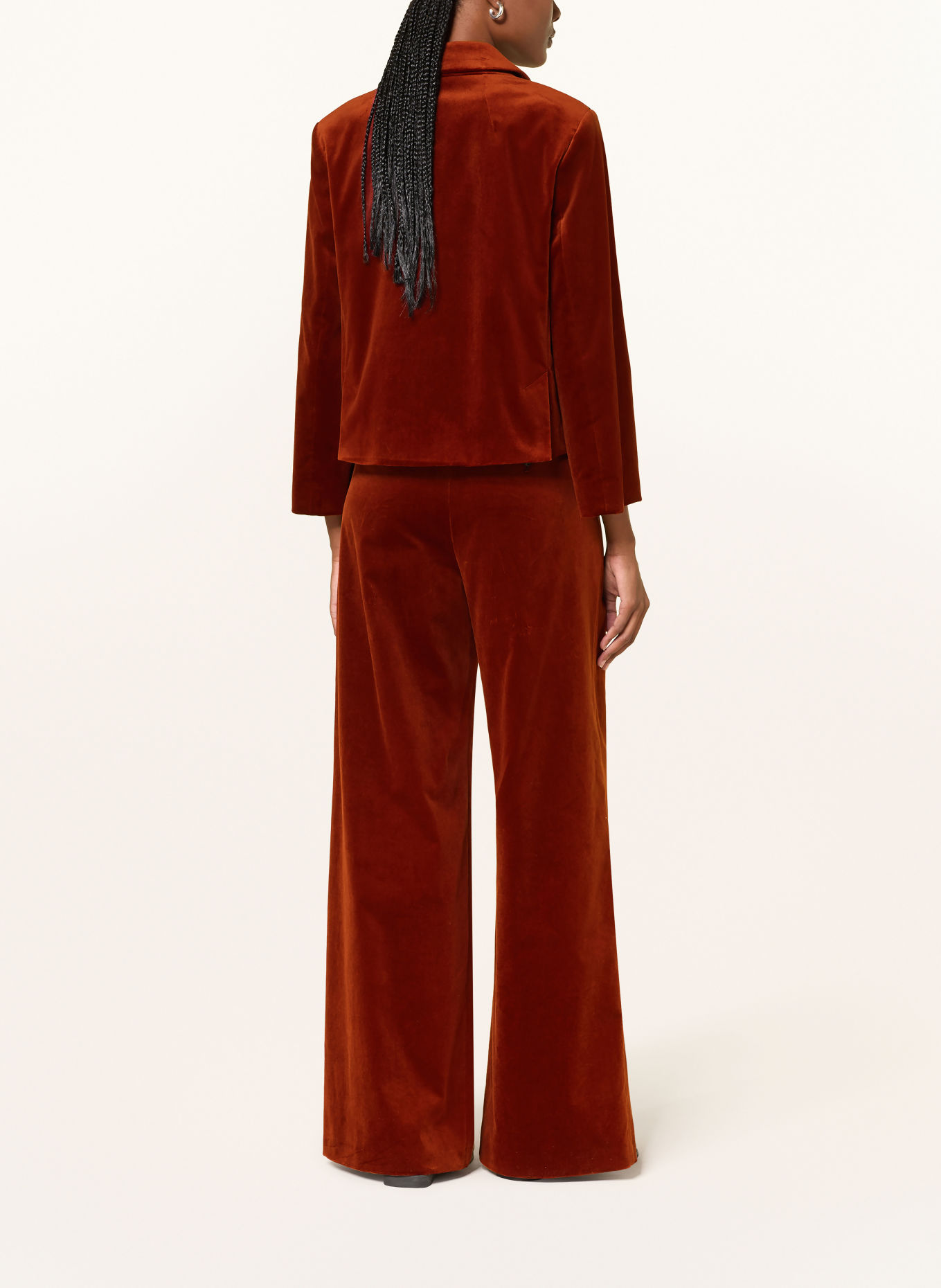 windsor. Fluwelen blazer: DONKERROOD
