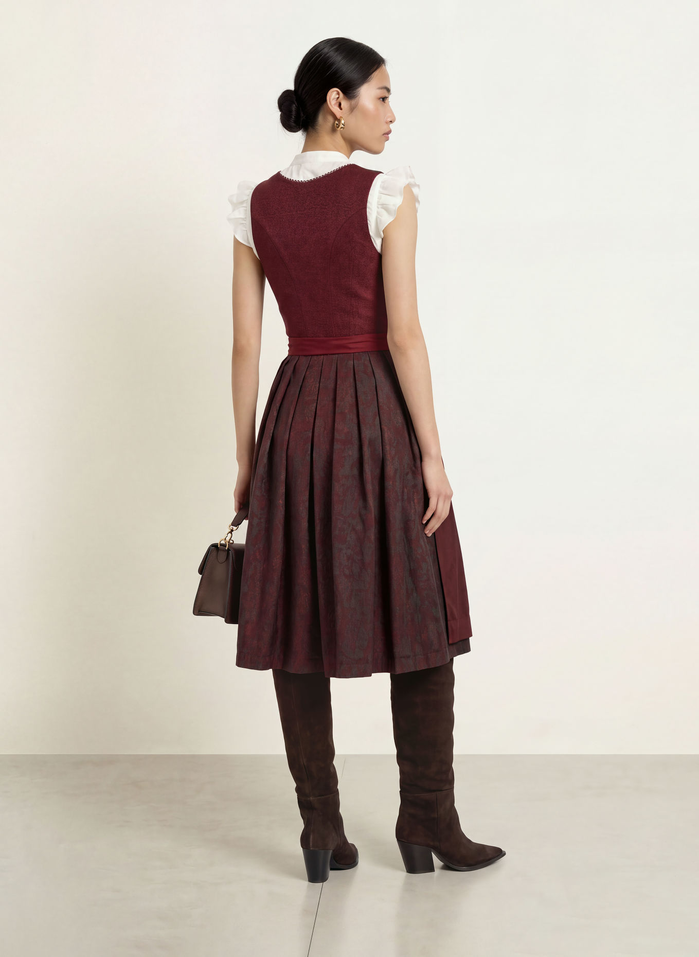 Hammerschmid Dirndl PLATTENSEE: DUNKELROT / SCHWARZ