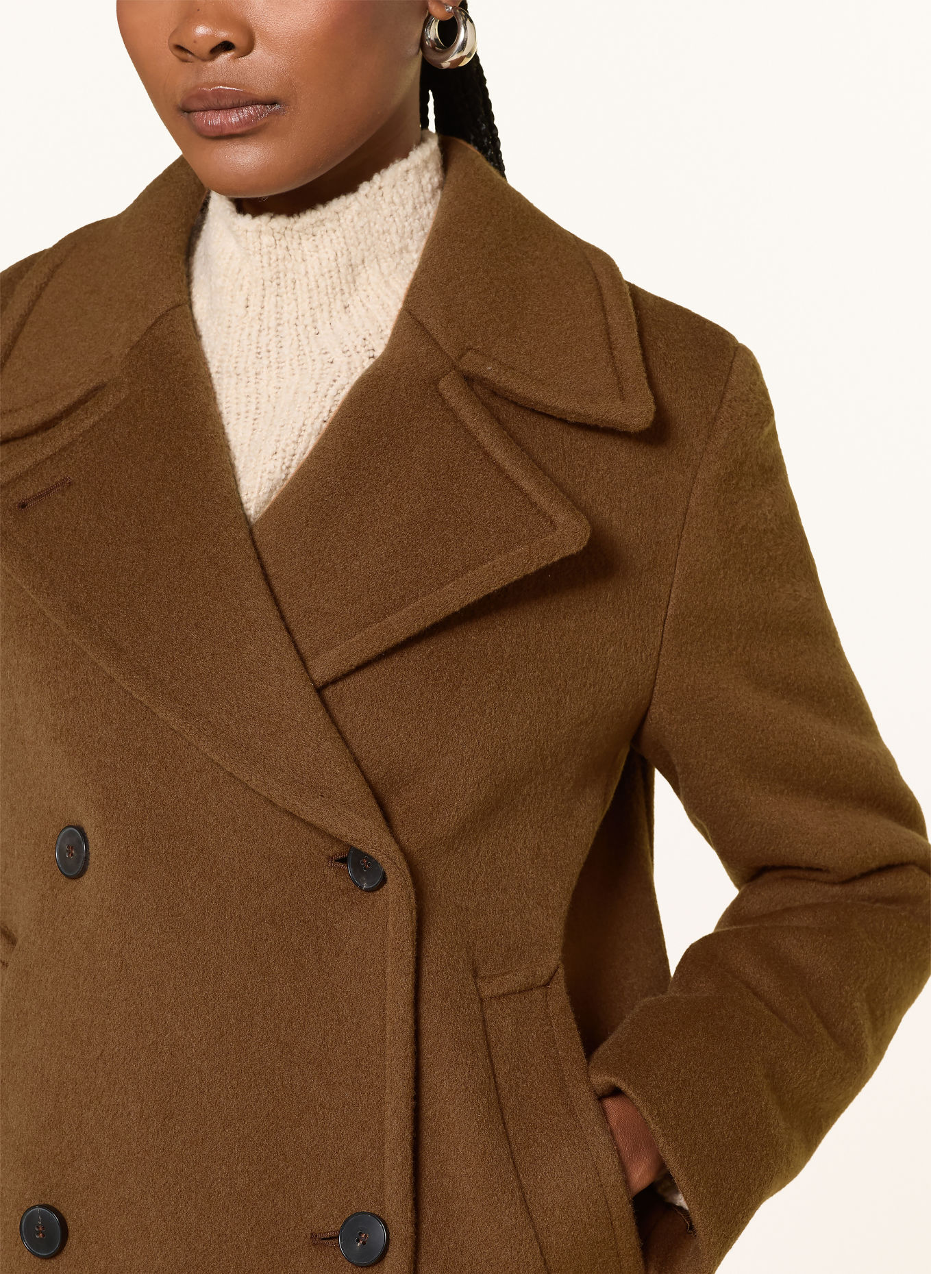 windsor. Pea coat: COGNAC